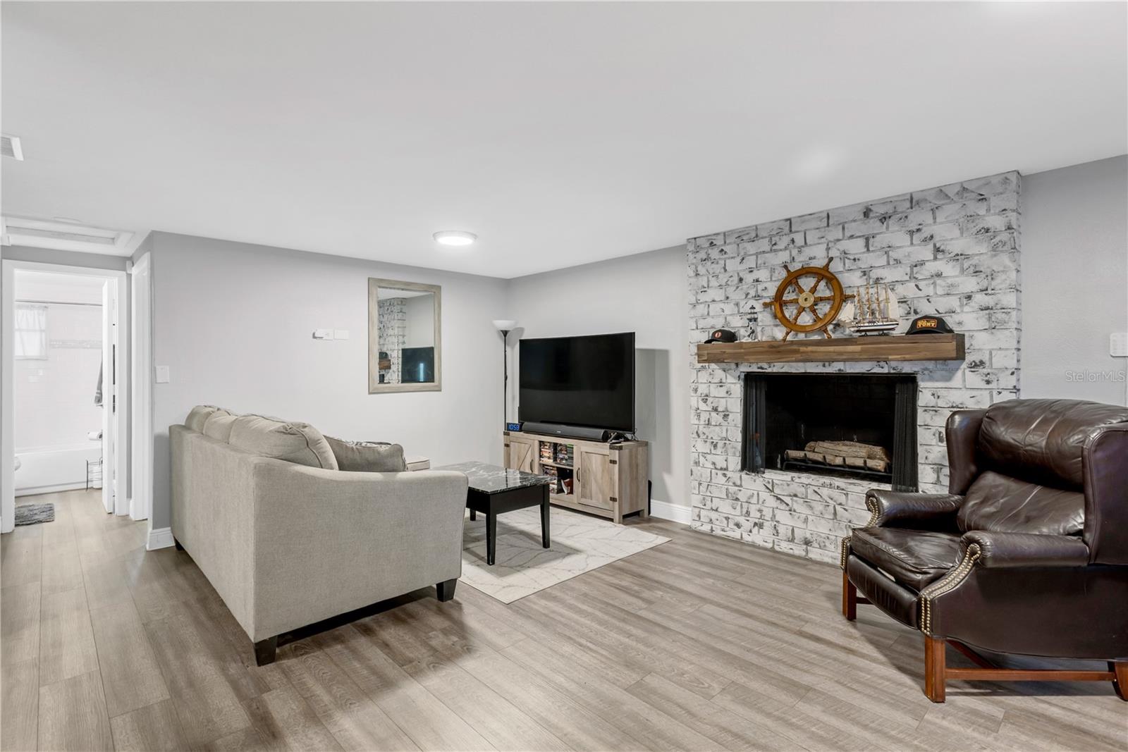 Image 3 of 51 For 6305 Selbourne Avenue