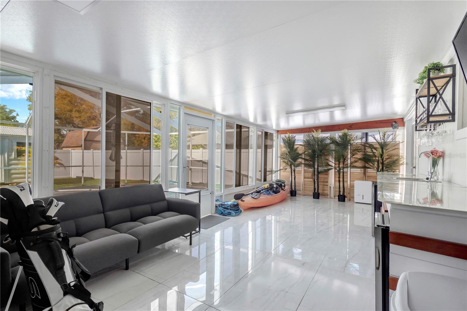 Image 30 of 51 For 6305 Selbourne Avenue