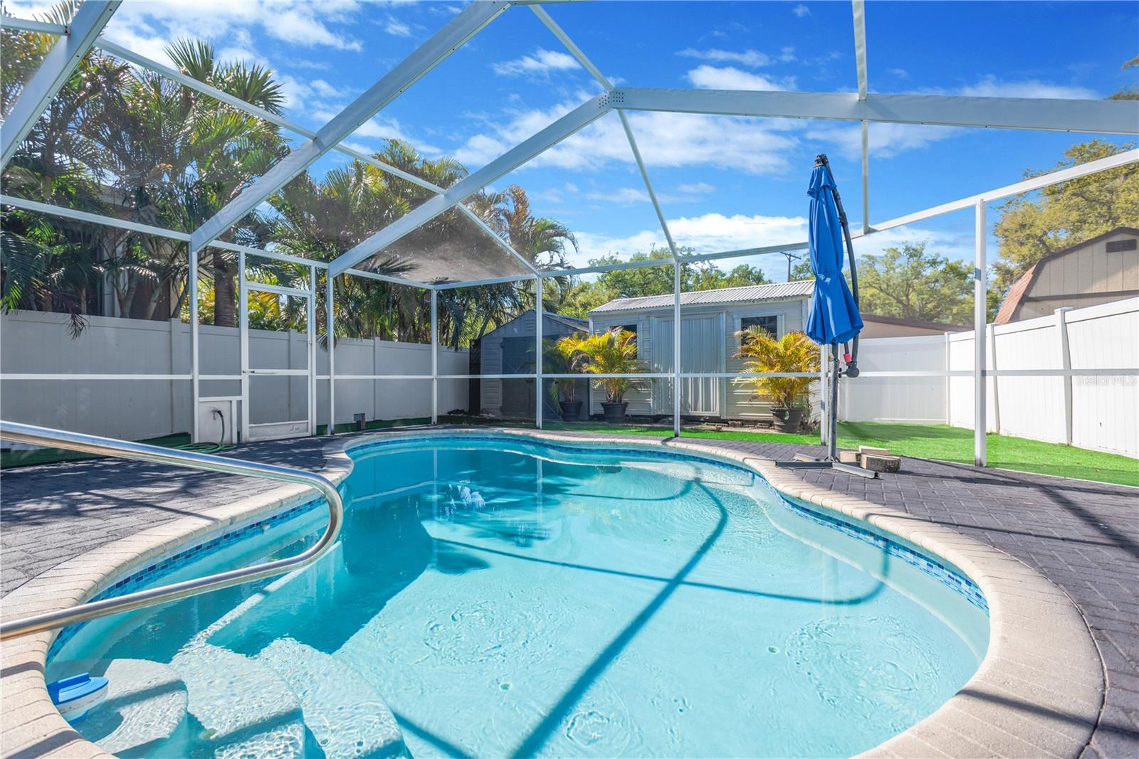 Image 34 of 51 For 6305 Selbourne Avenue