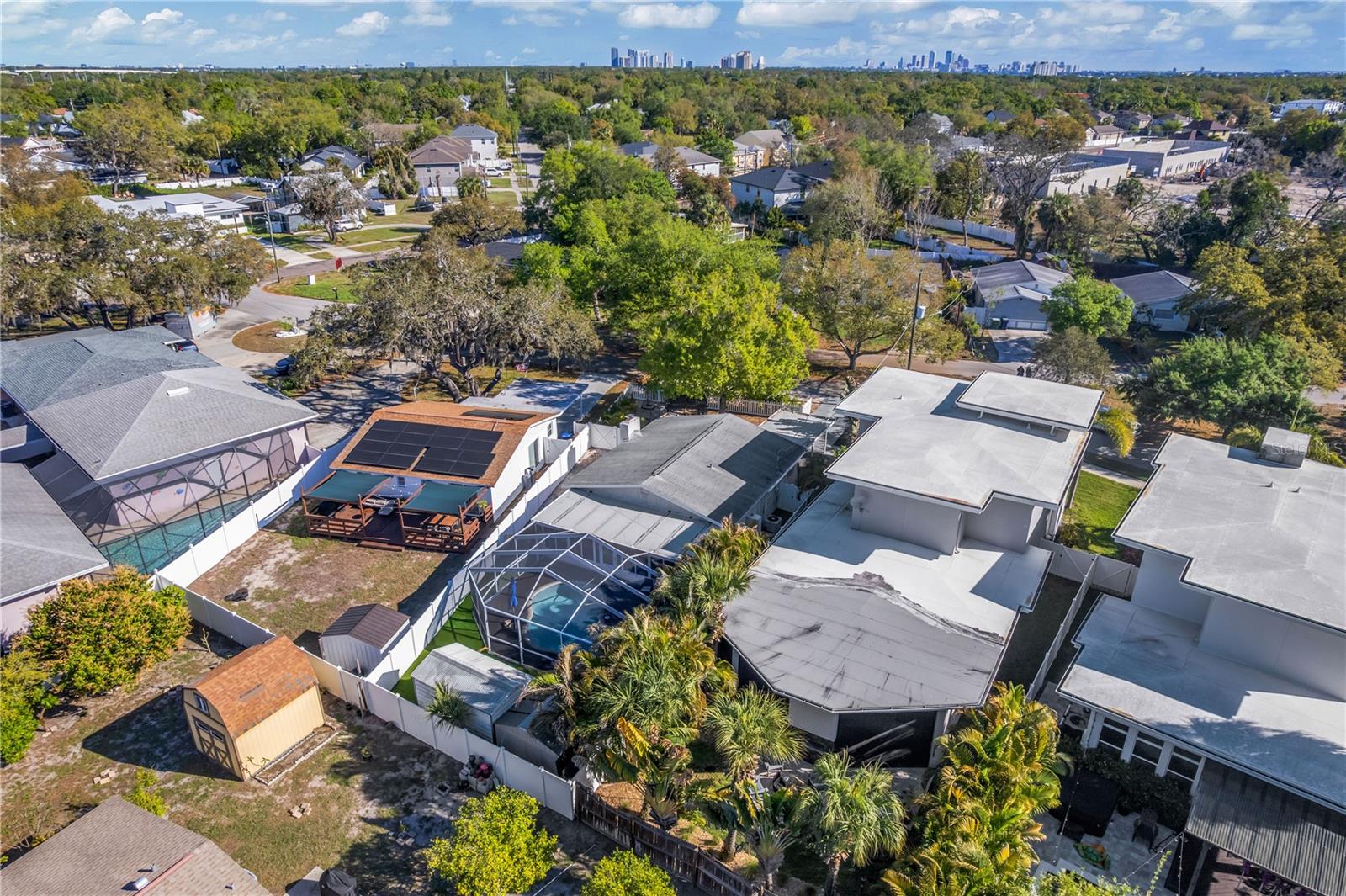 Image 41 of 51 For 6305 Selbourne Avenue