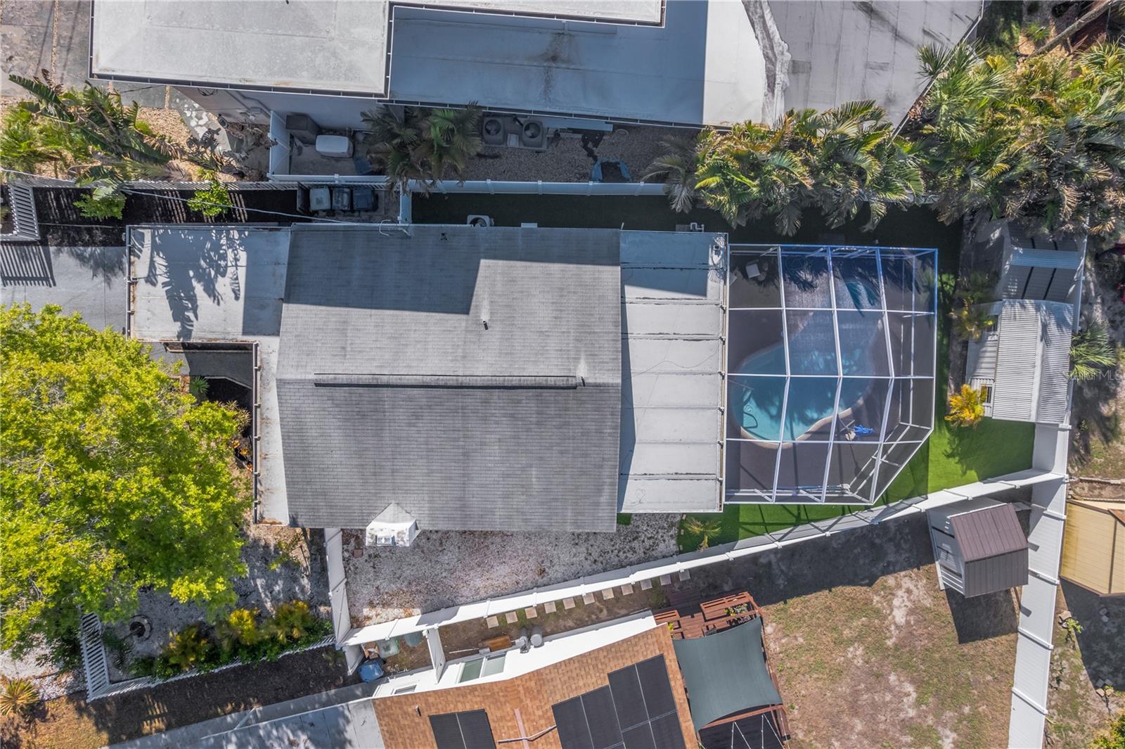 Image 43 of 51 For 6305 Selbourne Avenue