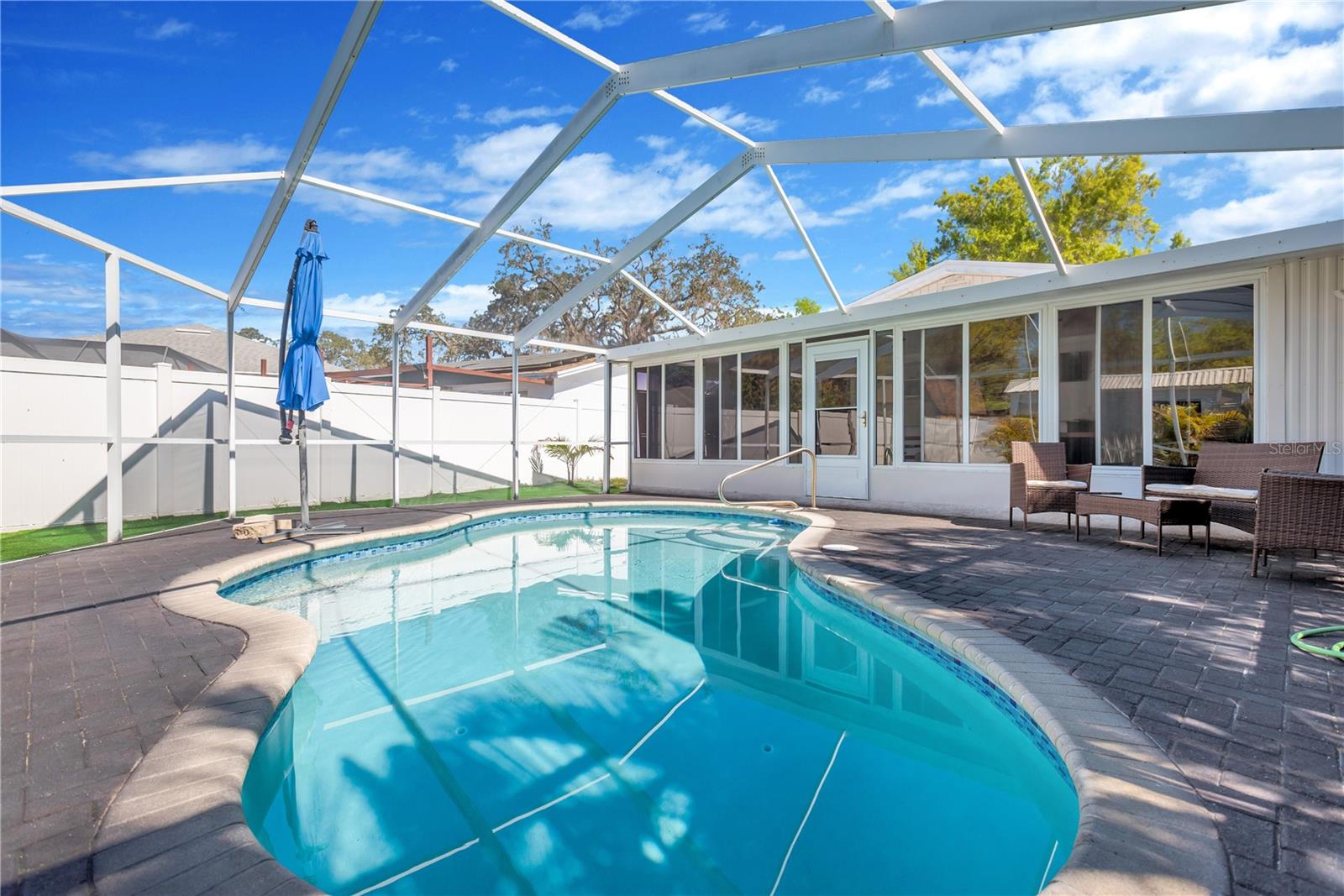 Image 5 of 51 For 6305 Selbourne Avenue