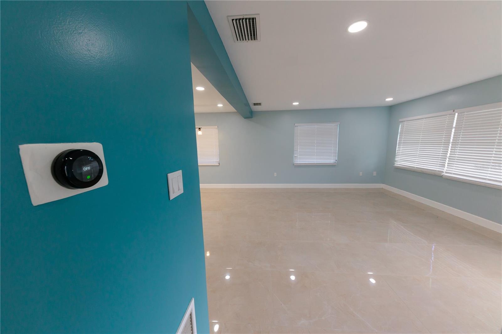 Image 11 of 61 For 300 53rd Street W