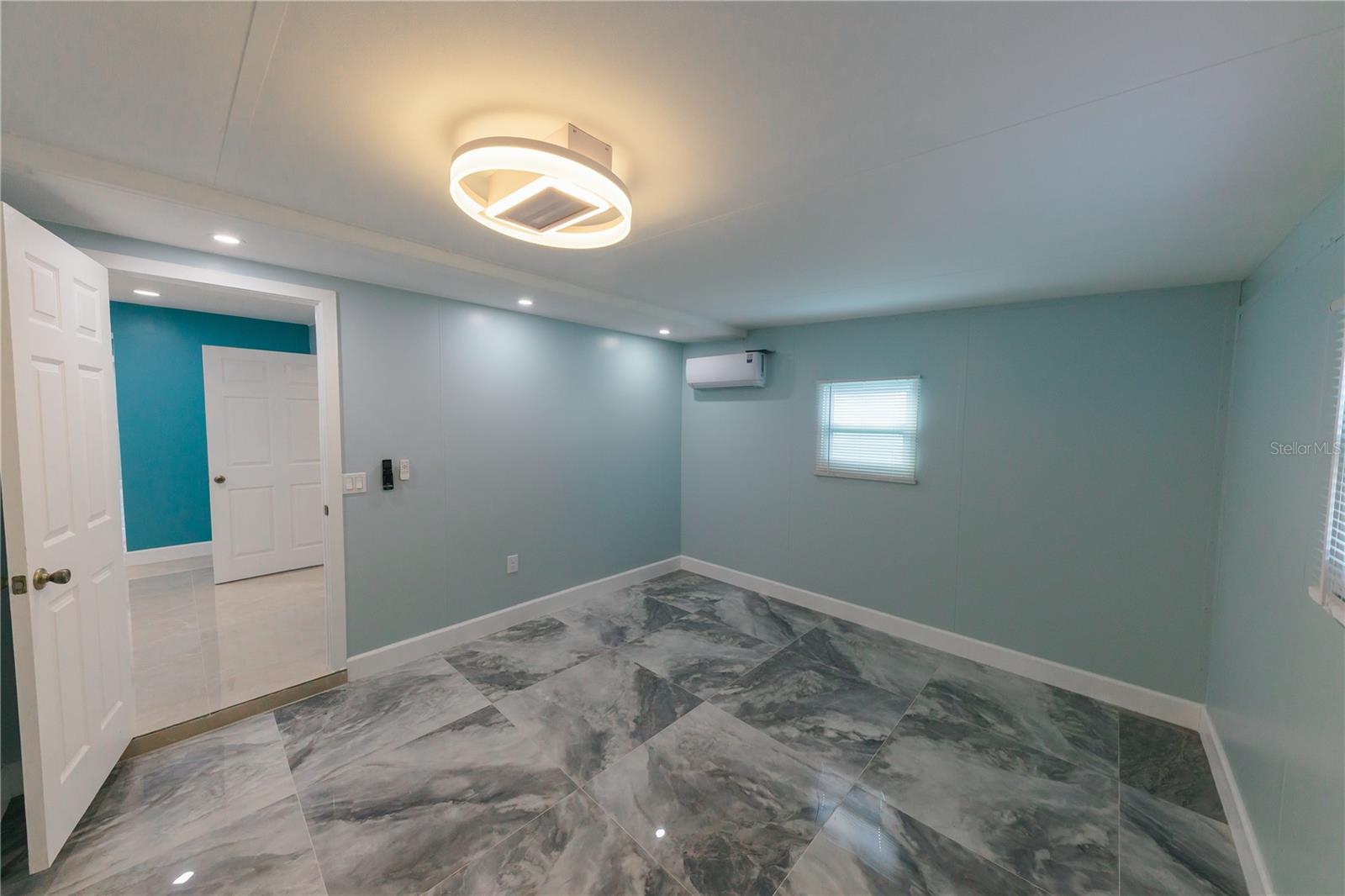 Image 29 of 61 For 300 53rd Street W