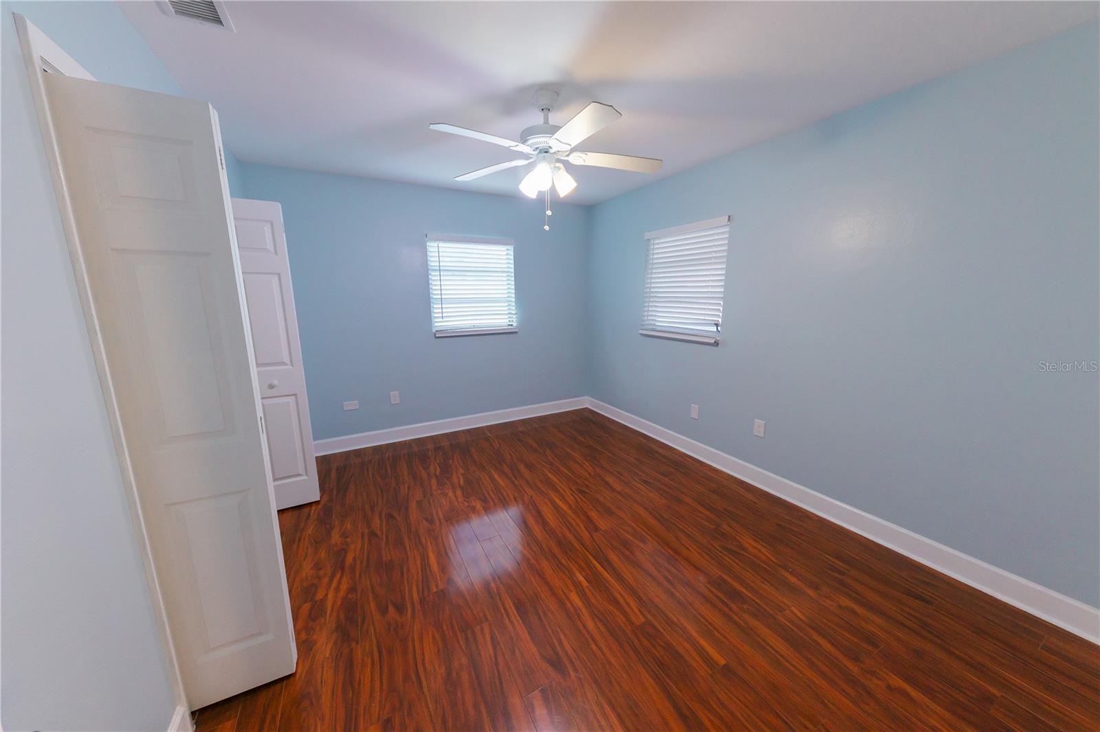 Image 42 of 61 For 300 53rd Street W