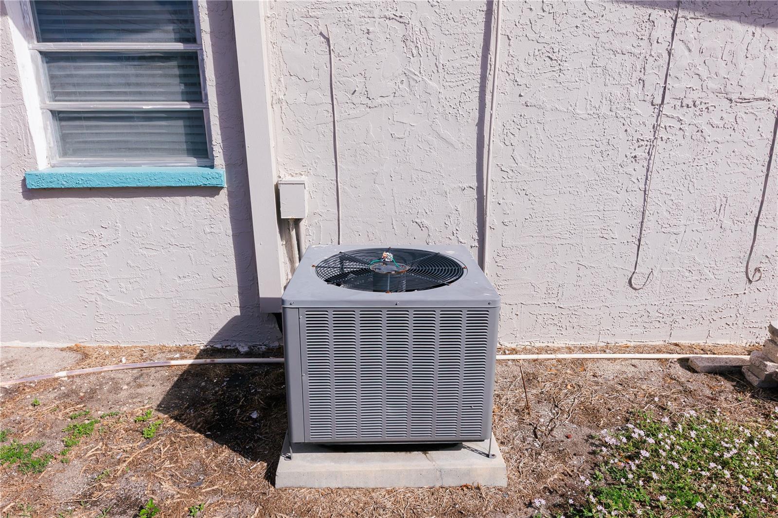 Image 52 of 61 For 300 53rd Street W