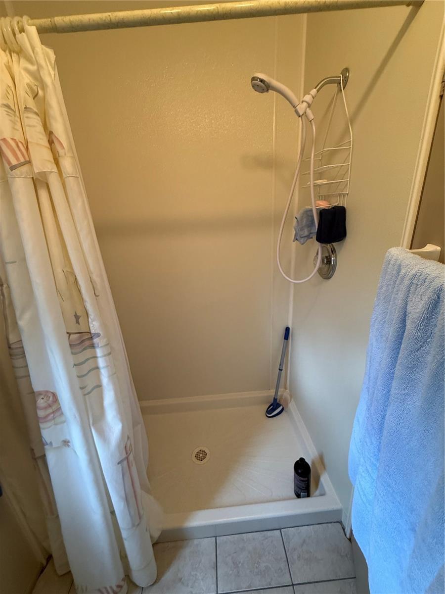 Image 54 of 68 For 7441 Fairlane Avenue