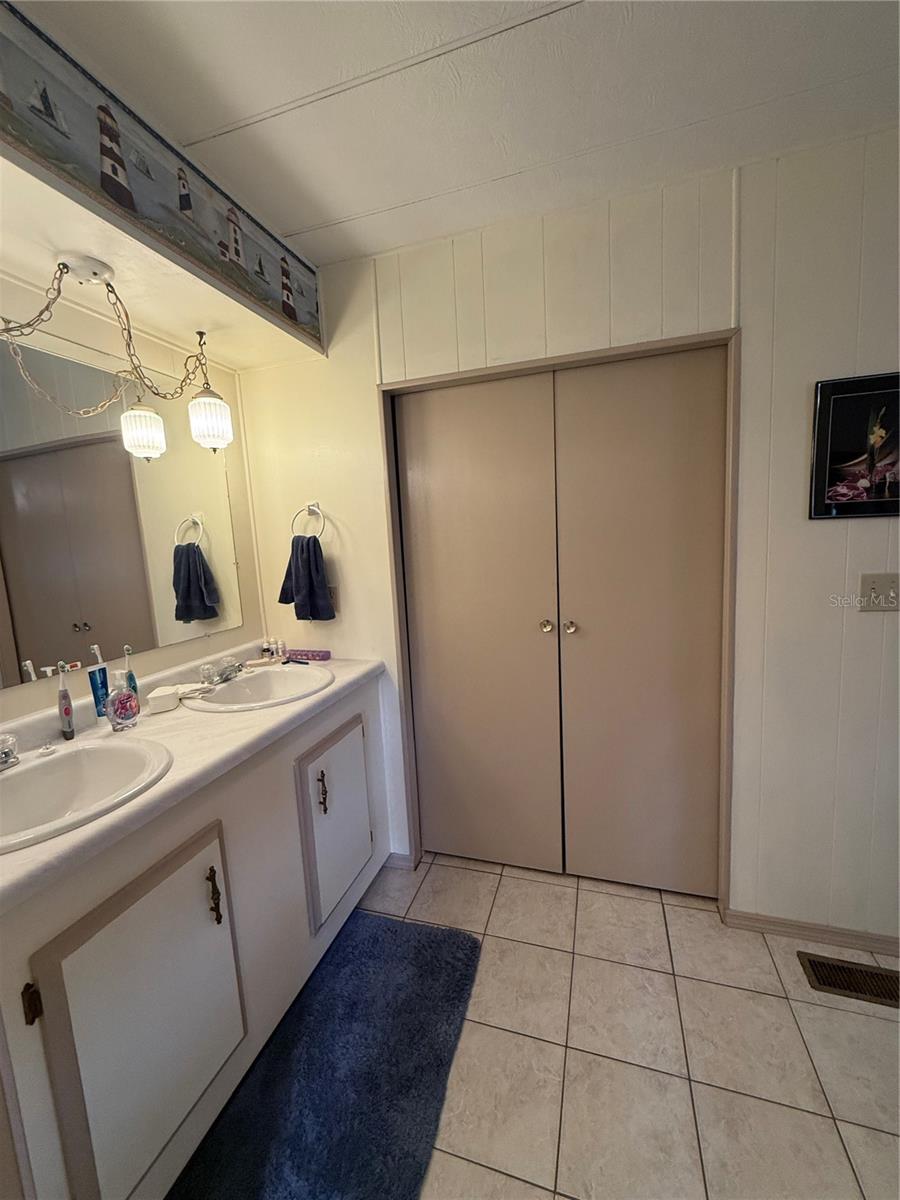 Image 55 of 68 For 7441 Fairlane Avenue