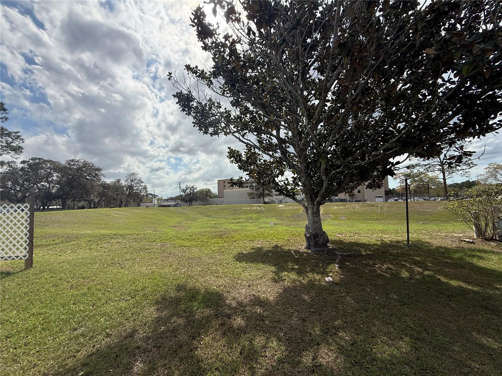 Image 8 of 68 For 7441 Fairlane Avenue