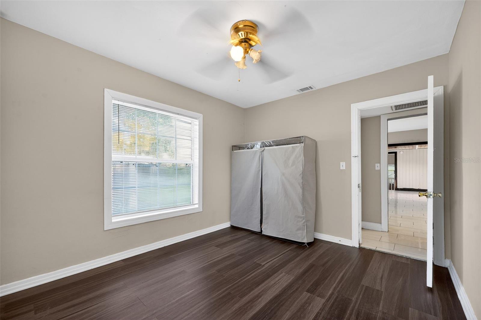 Image 29 of 37 For 2285 Lake Drive