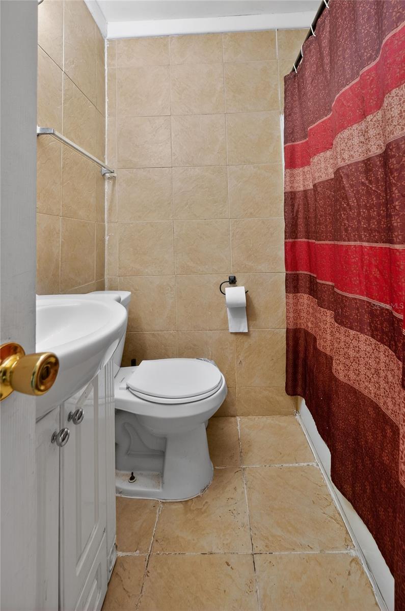 Image 30 of 37 For 2285 Lake Drive