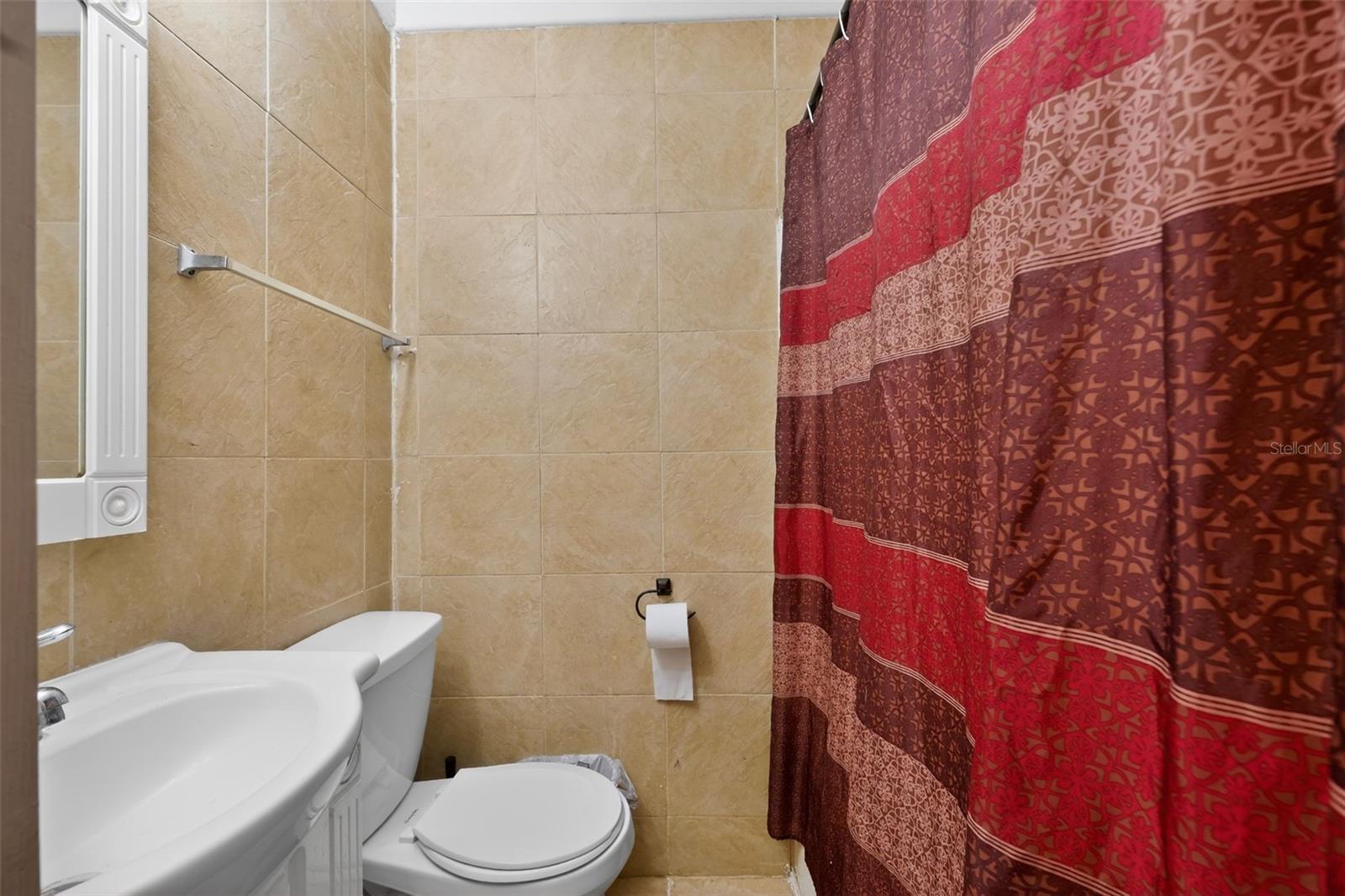 Image 34 of 37 For 2285 Lake Drive