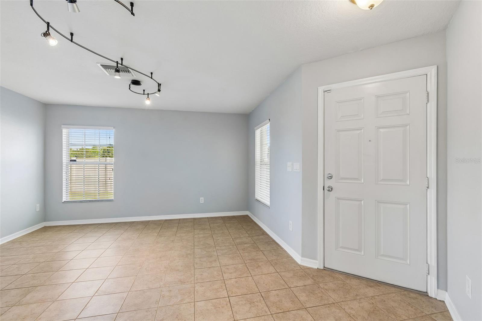 Image 14 of 92 For 9515 Simeon Drive