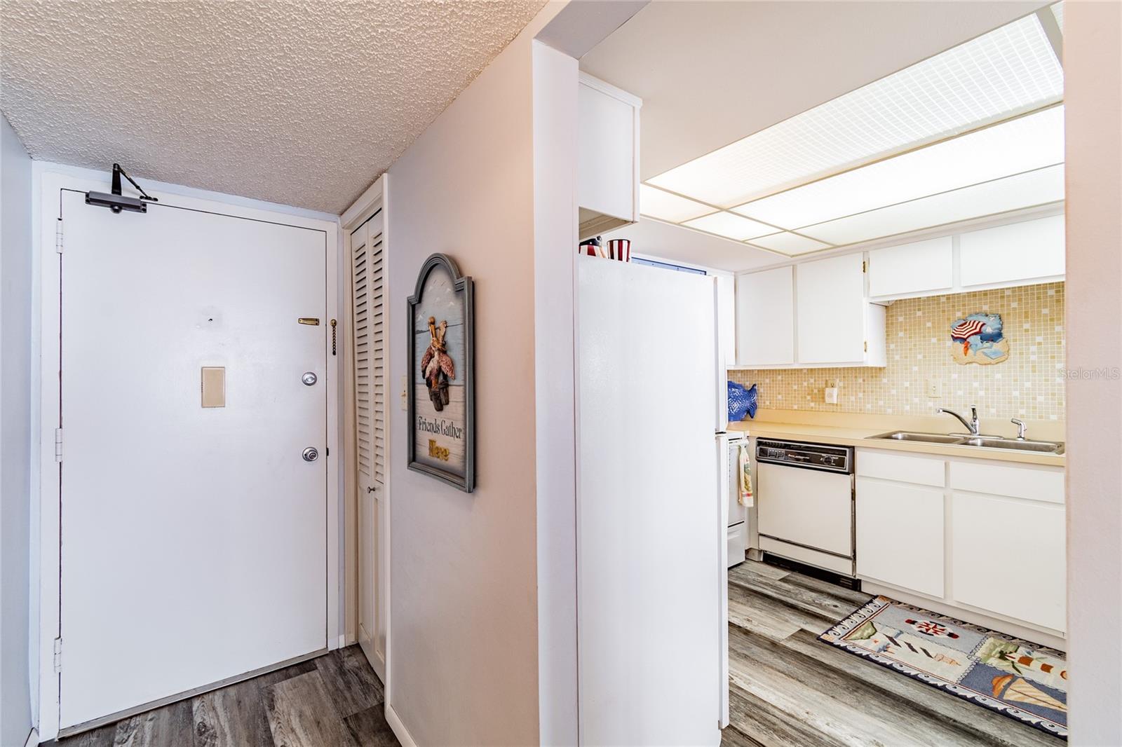 Image 21 of 55 For 17920 Gulf Boulevard 1208