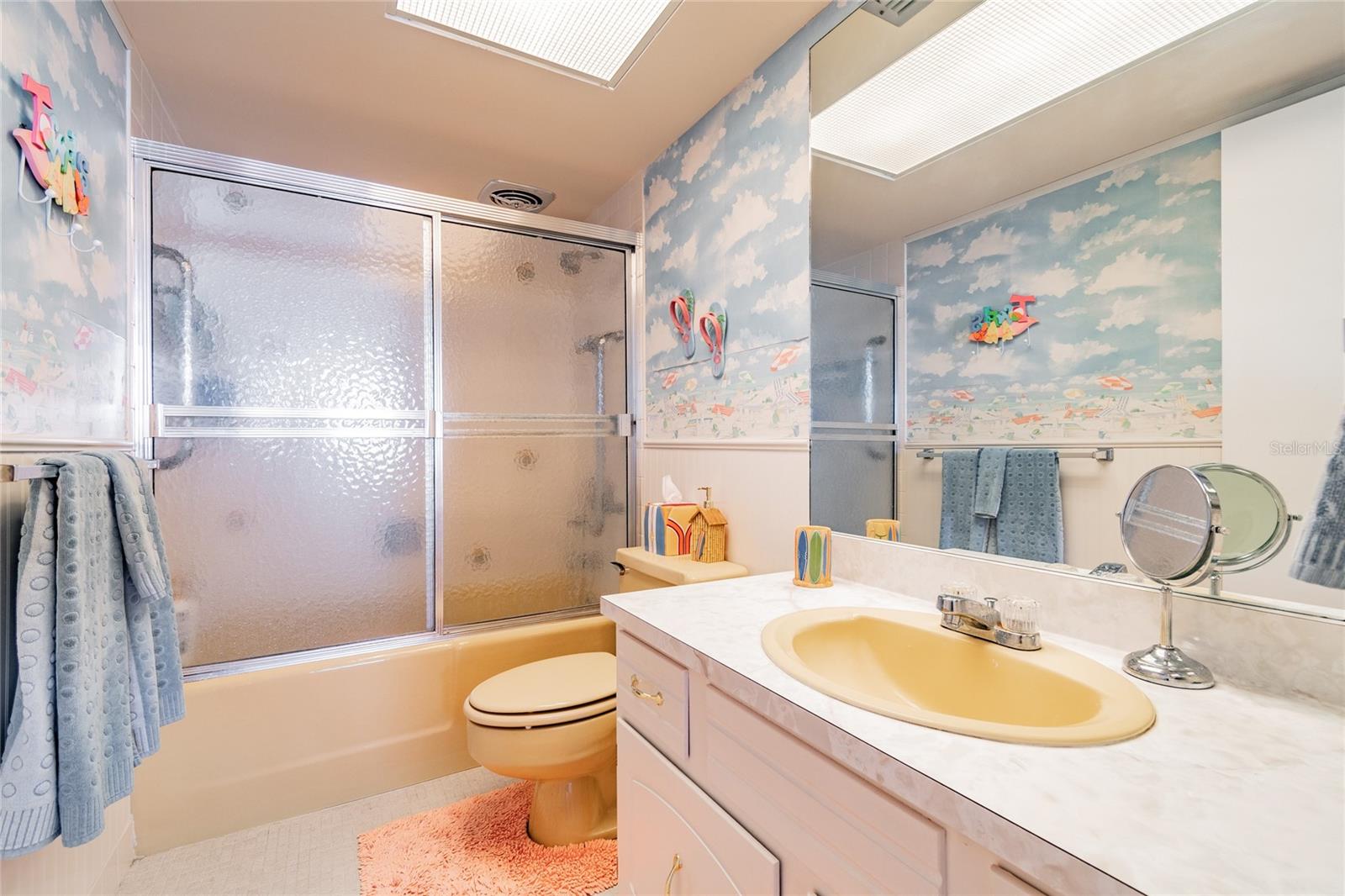 Image 30 of 55 For 17920 Gulf Boulevard 1208