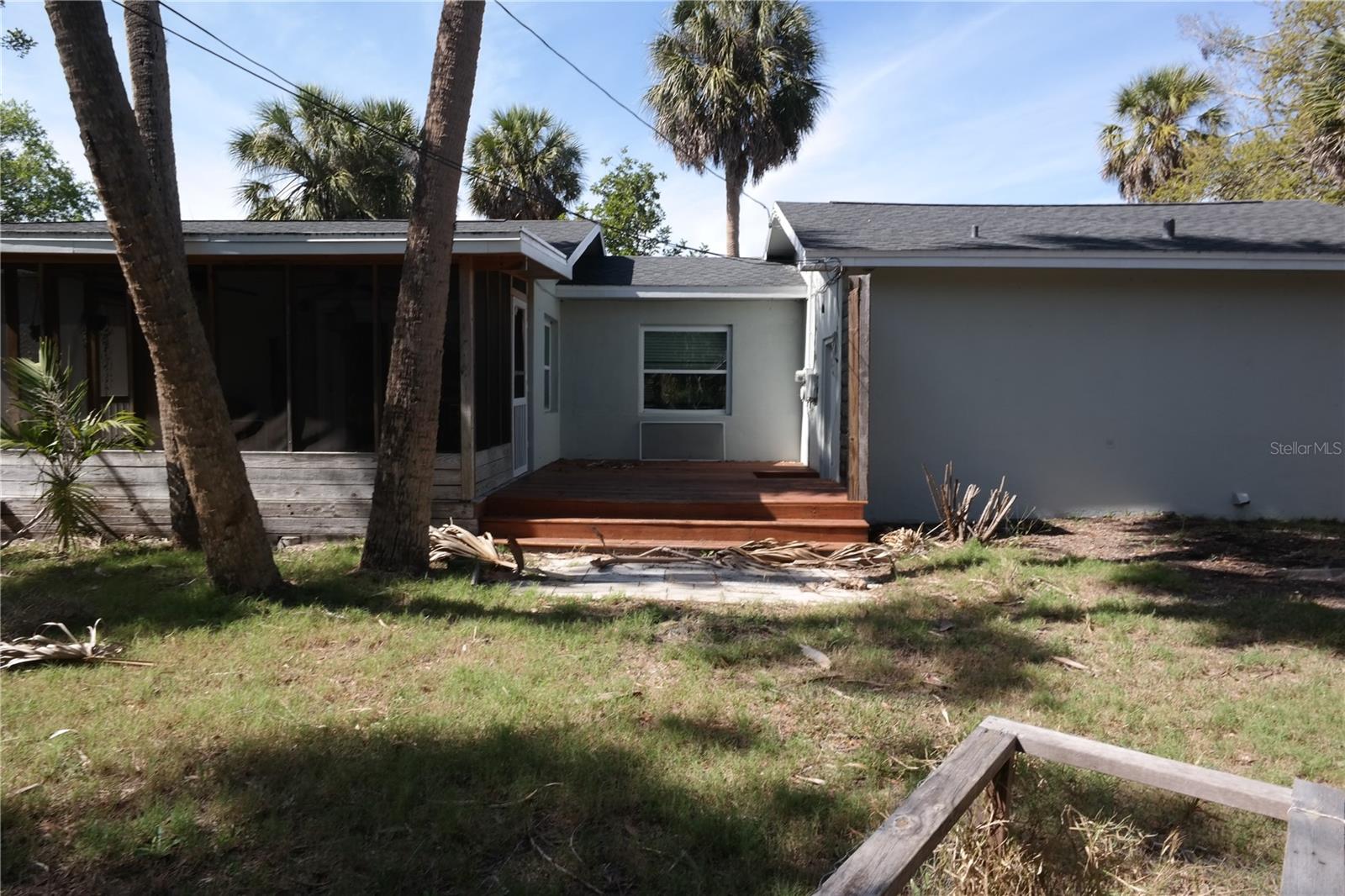 Image 12 of 13 For 800 Harbor Drive S