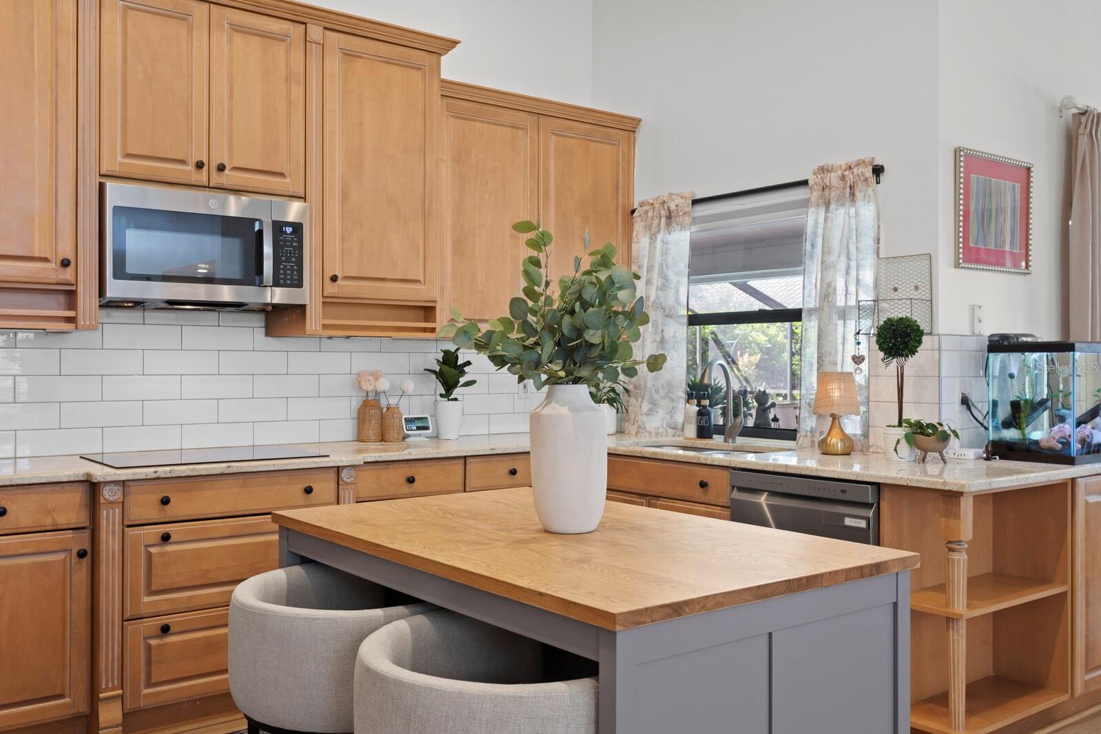 Image 12 of 37 For 9115 Canberley Drive