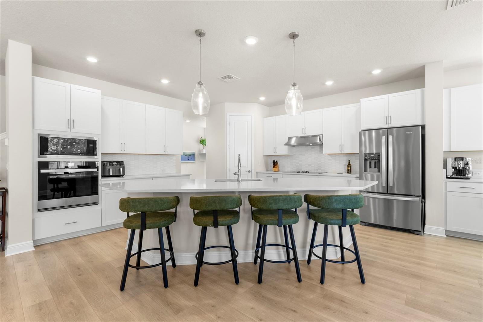 Image 11 of 44 For 1619 47th Avenue N