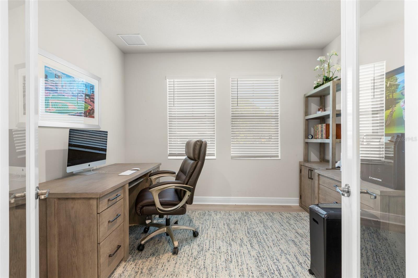 Image 21 of 44 For 1619 47th Avenue N