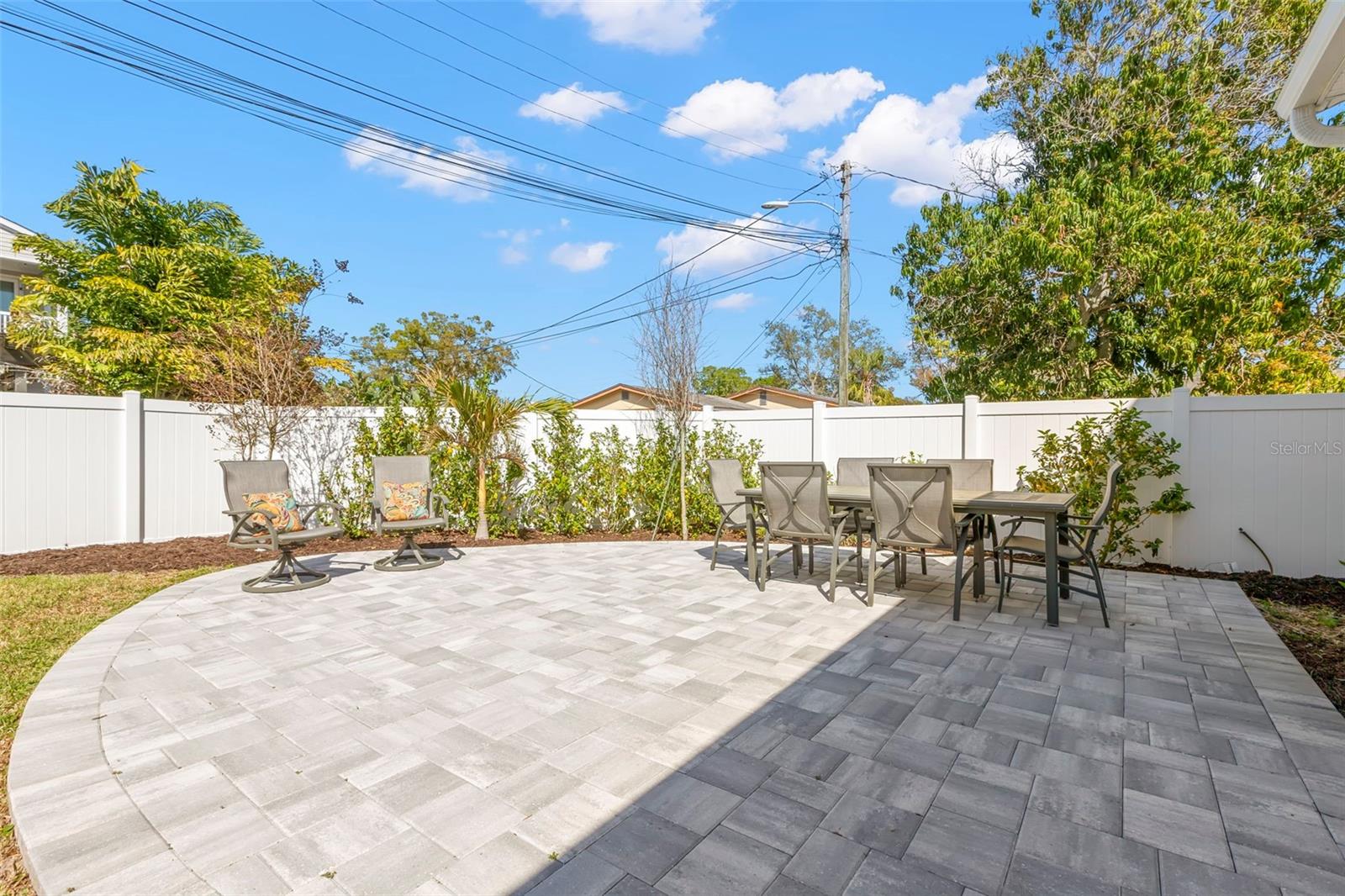 Image 26 of 44 For 1619 47th Avenue N