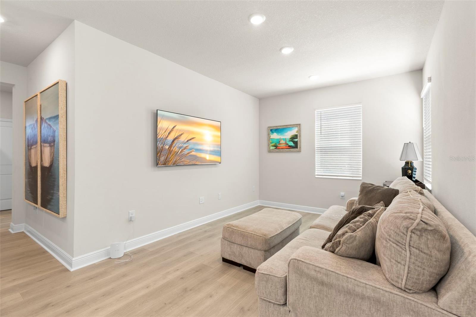 Image 29 of 44 For 1619 47th Avenue N