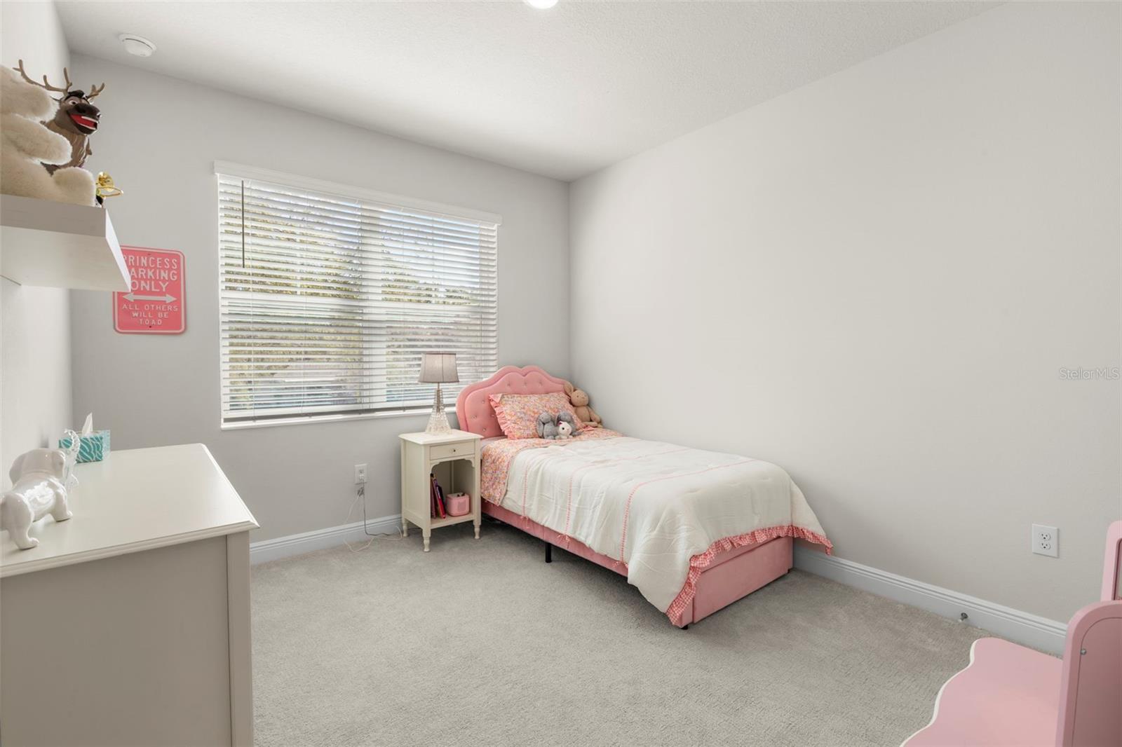 Image 37 of 44 For 1619 47th Avenue N