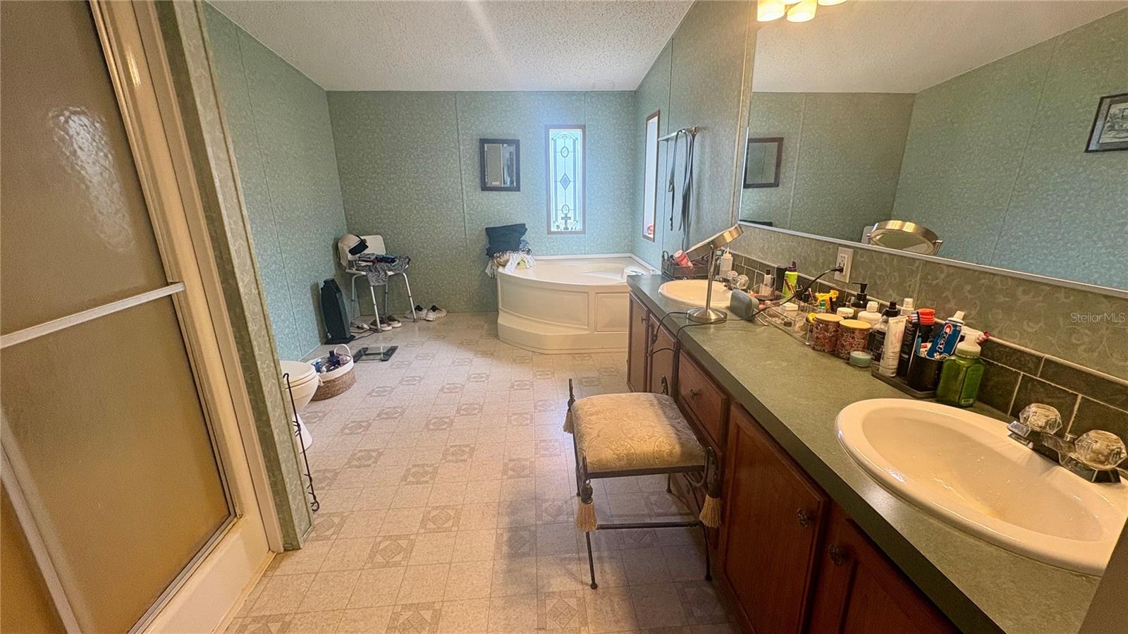 Image 18 of 27 For 17504 Eagle Lane