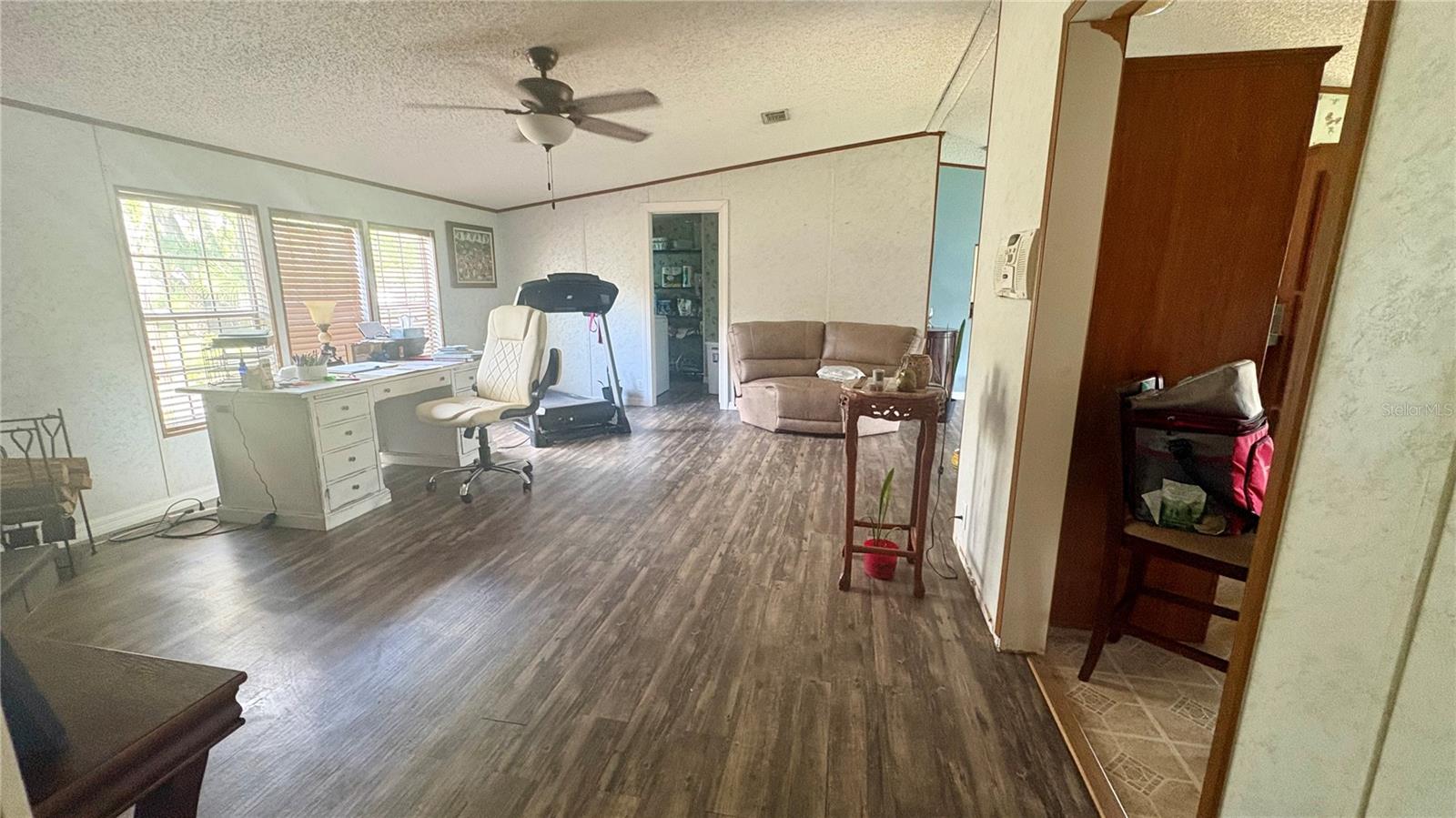 Image 20 of 27 For 17504 Eagle Lane