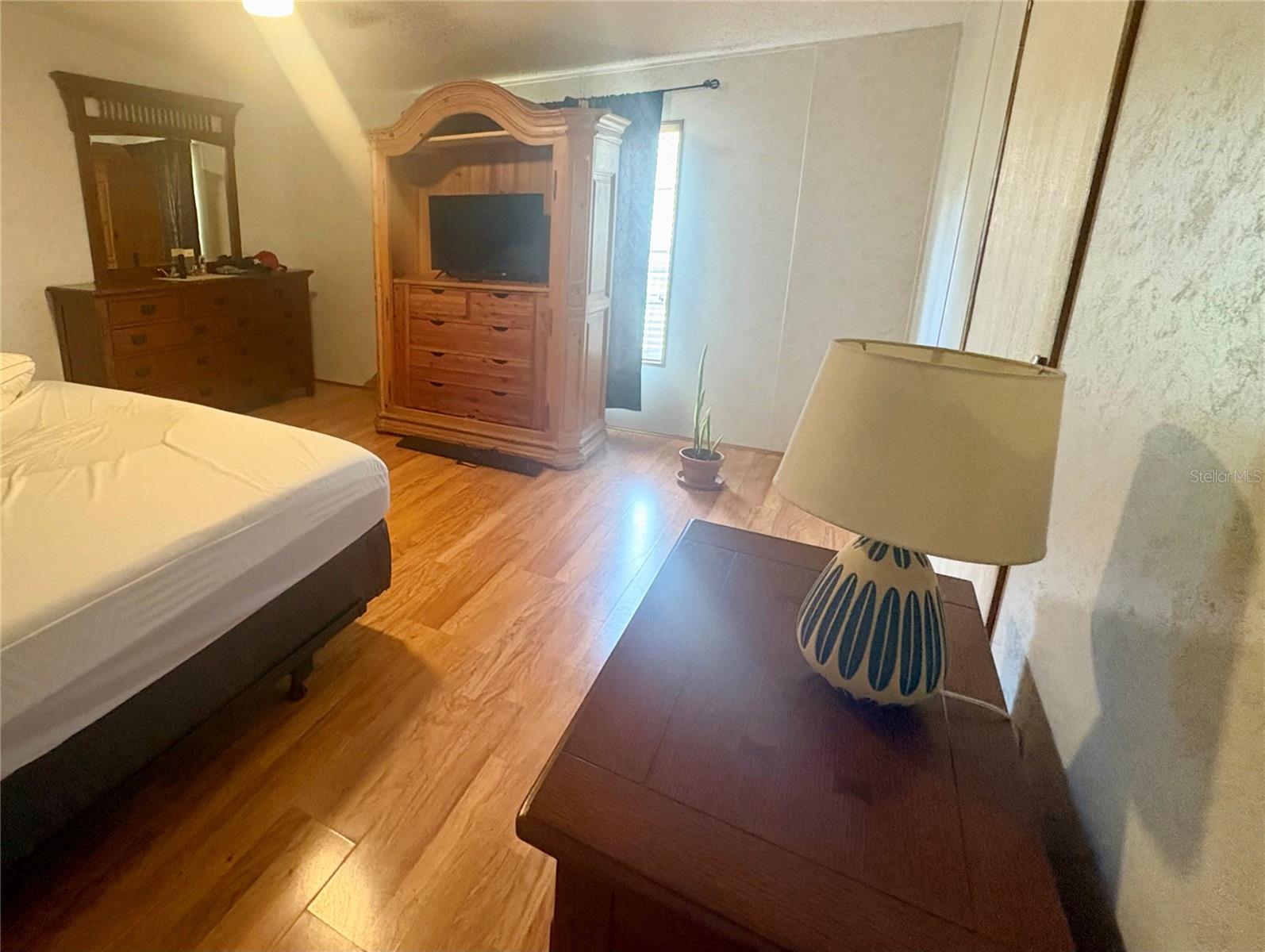 Image 23 of 27 For 17504 Eagle Lane