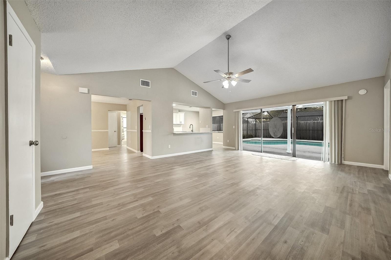 Image 11 of 40 For 5140 Nashville Drive