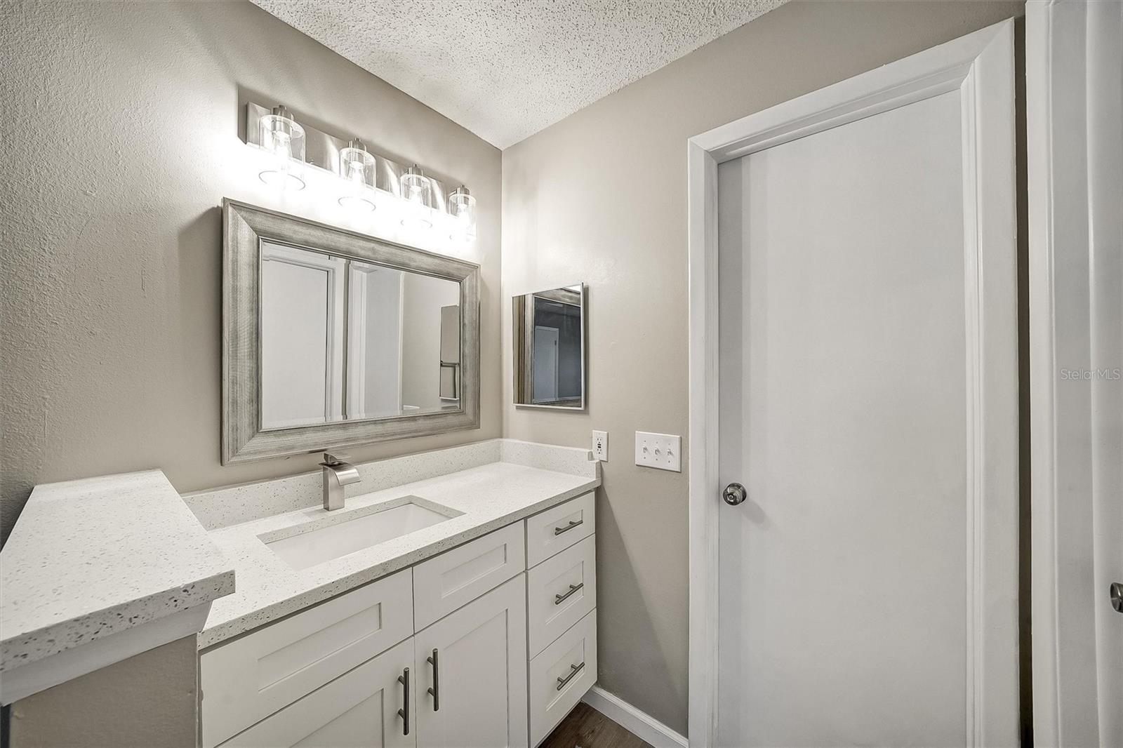 Image 20 of 40 For 5140 Nashville Drive