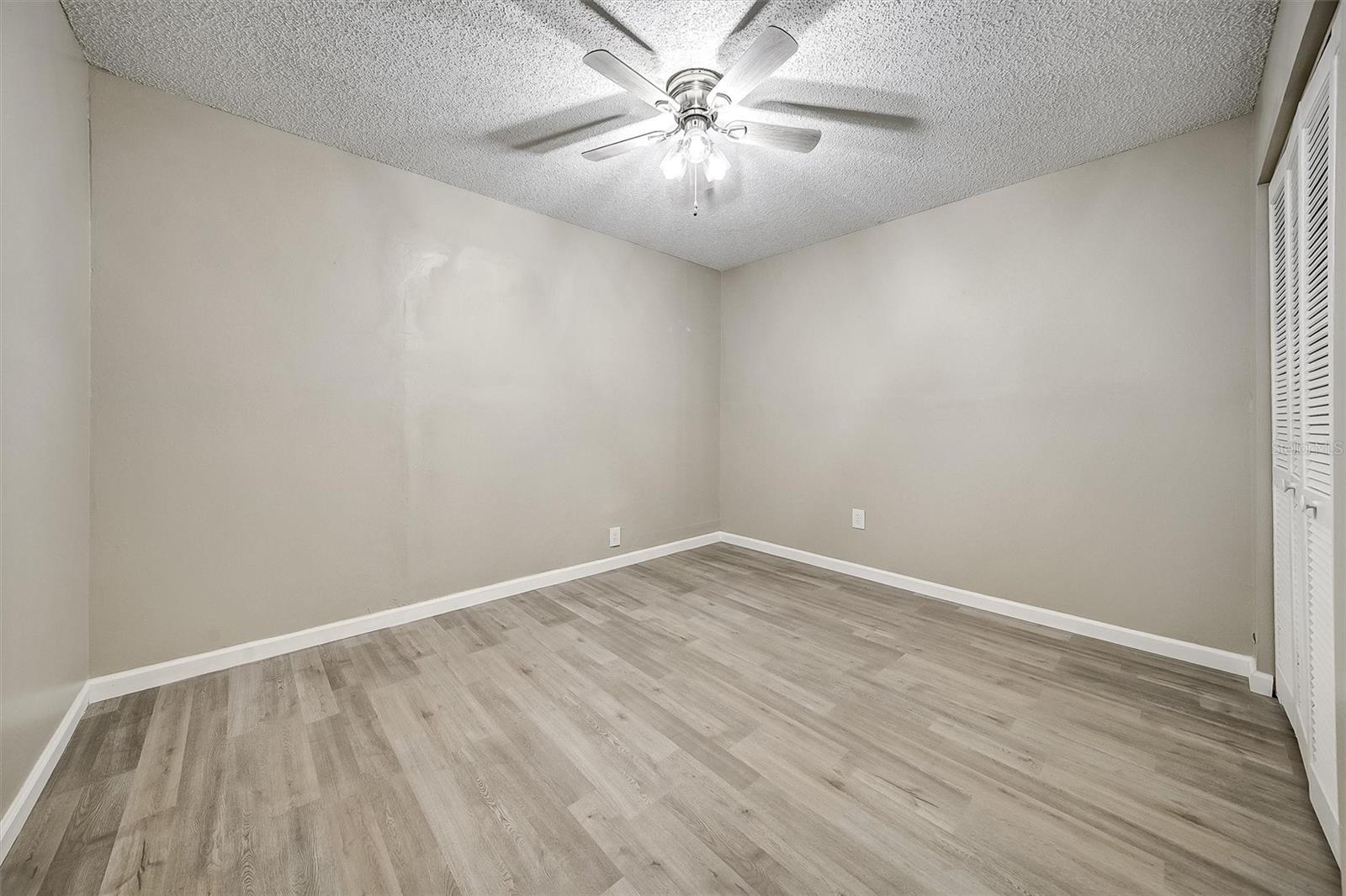 Image 26 of 40 For 5140 Nashville Drive