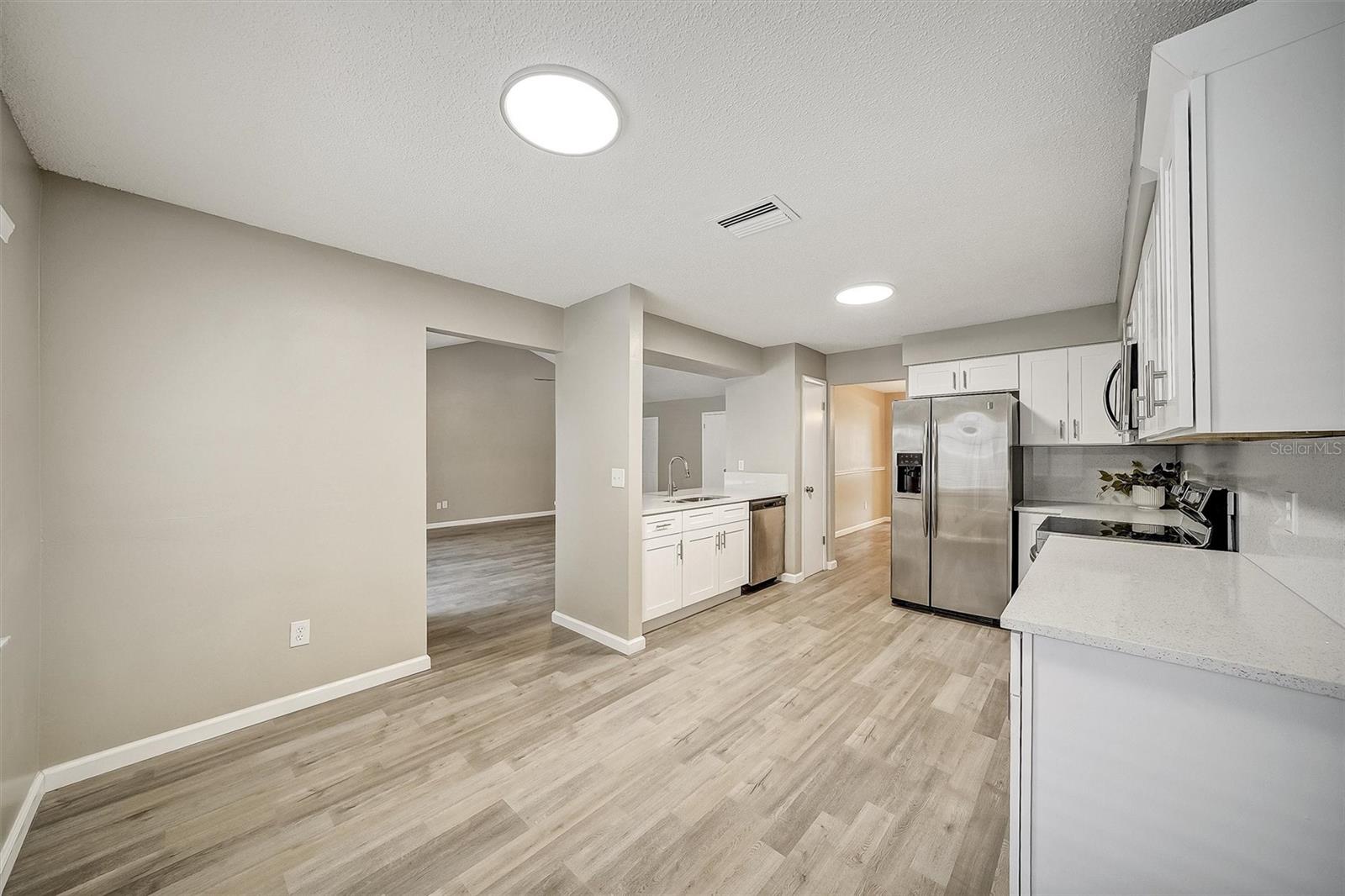 Image 6 of 40 For 5140 Nashville Drive