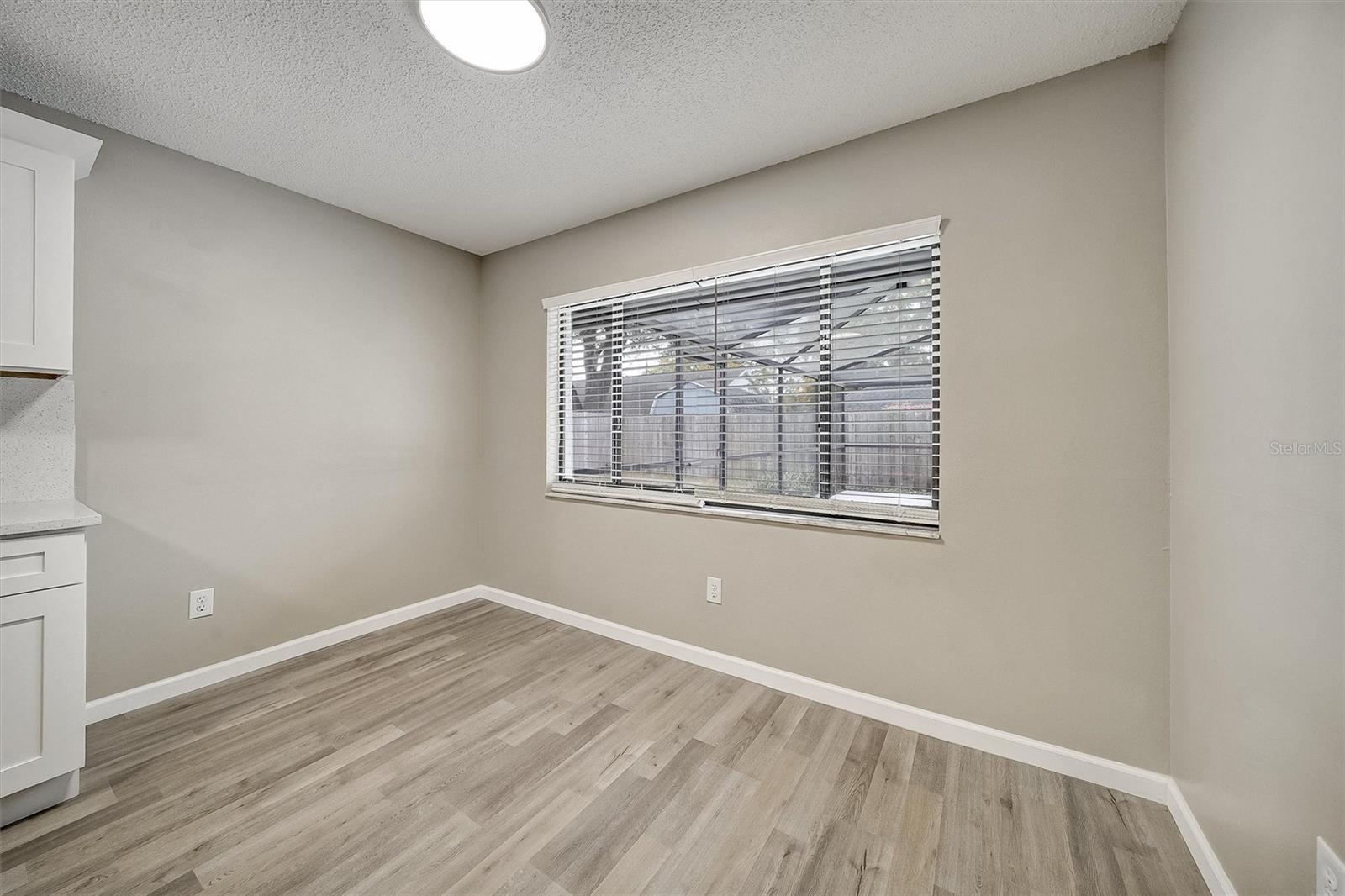 Image 8 of 40 For 5140 Nashville Drive