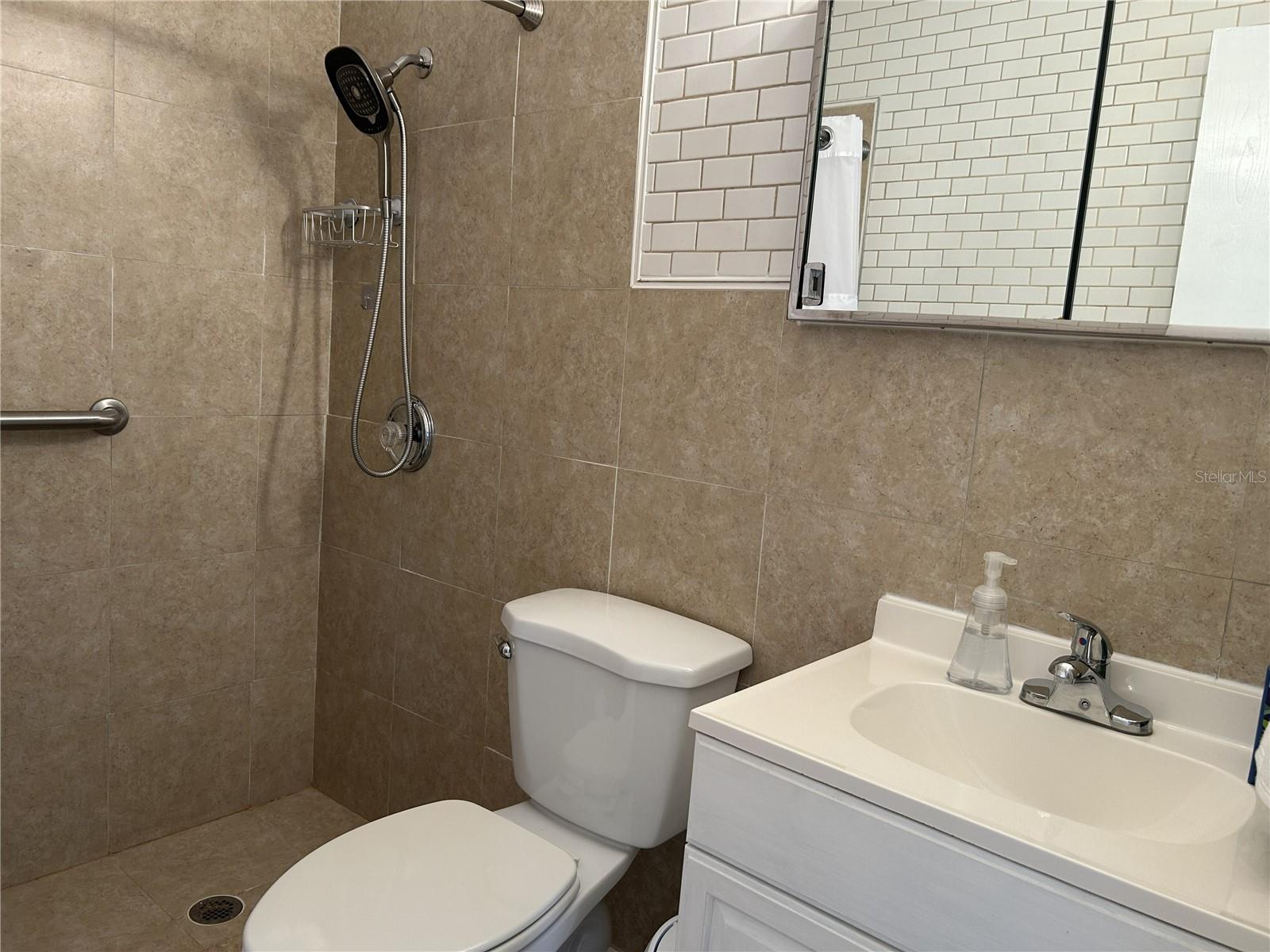 Image 13 of 28 For 4154 57th Street N 274