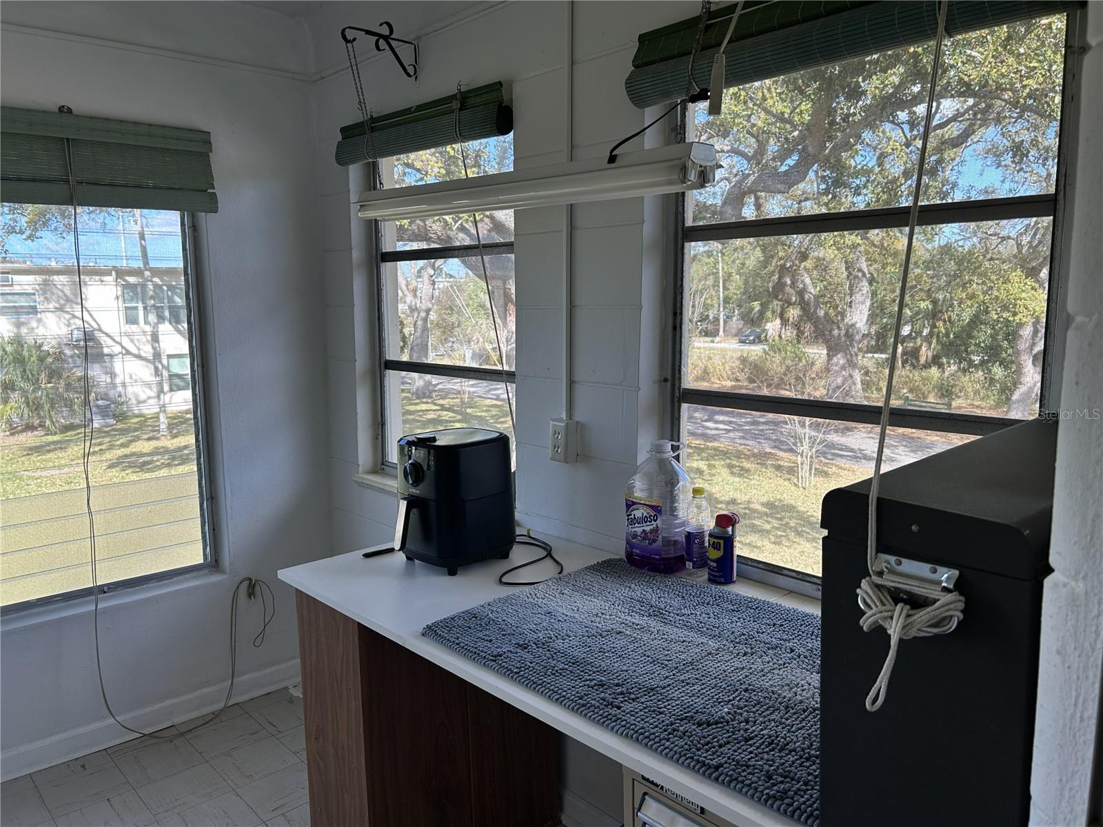 Image 19 of 28 For 4154 57th Street N 274