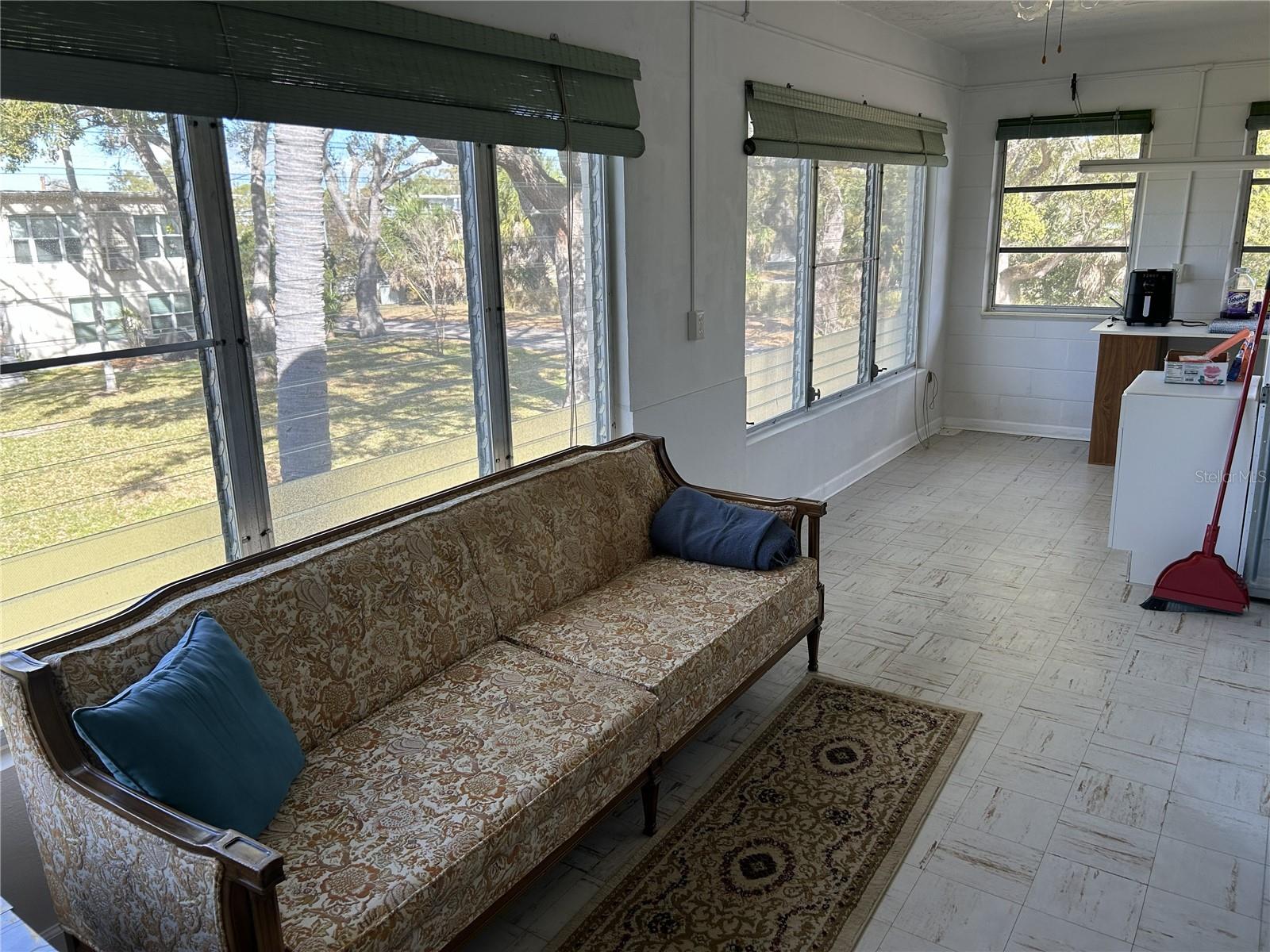 Image 21 of 28 For 4154 57th Street N 274