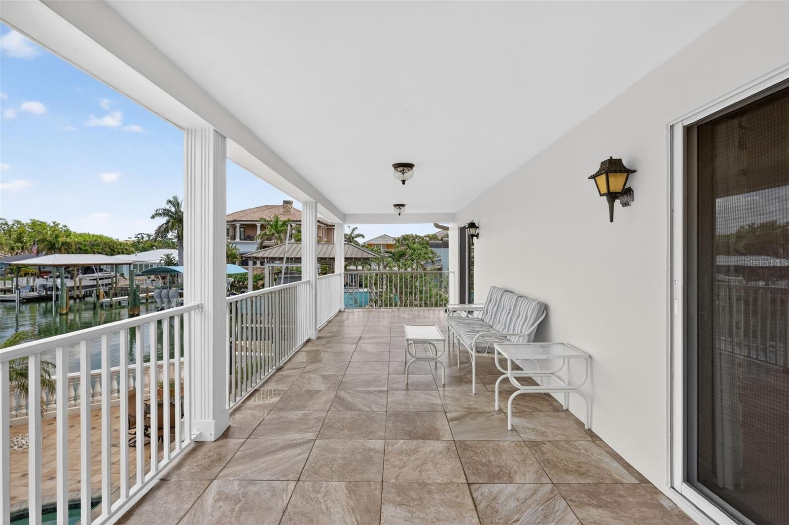 Image 50 of 78 For 350 Harbor Passage