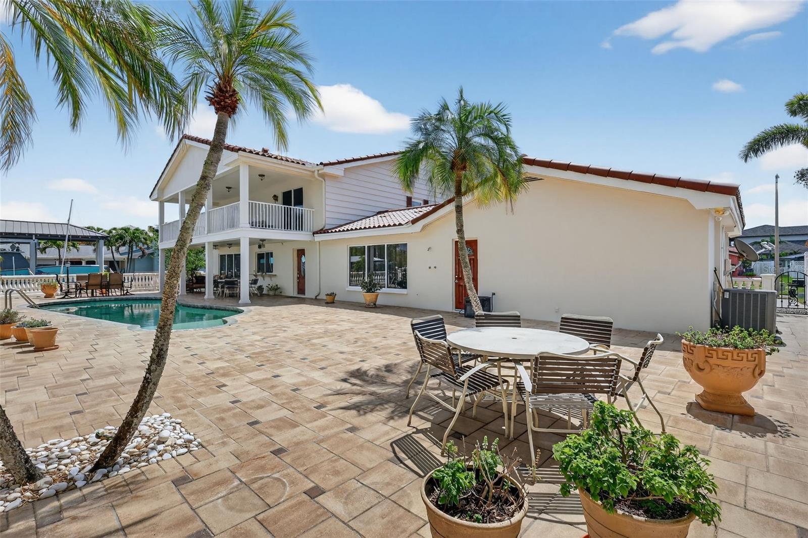 Image 55 of 78 For 350 Harbor Passage