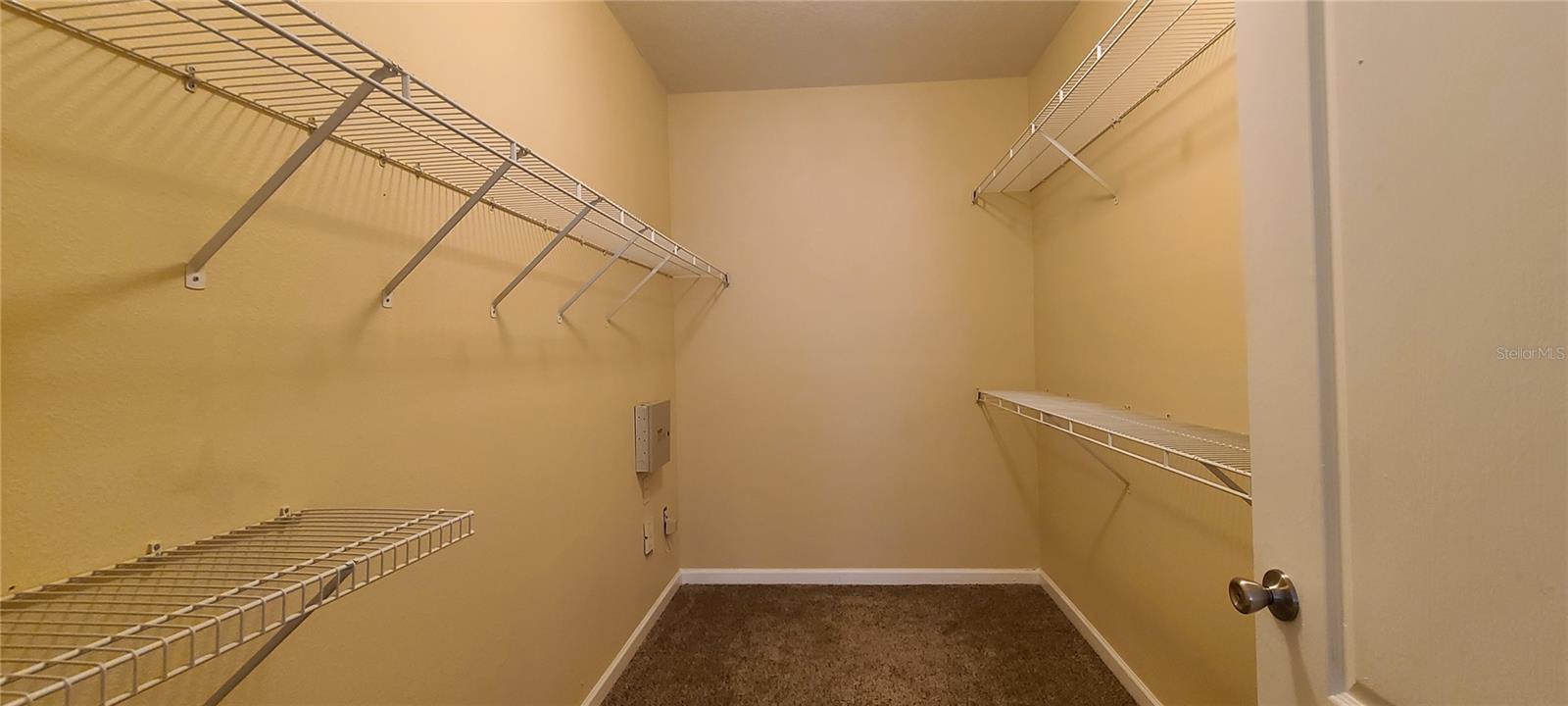 Image 13 of 31 For 17902 Villa Creek Drive 17902