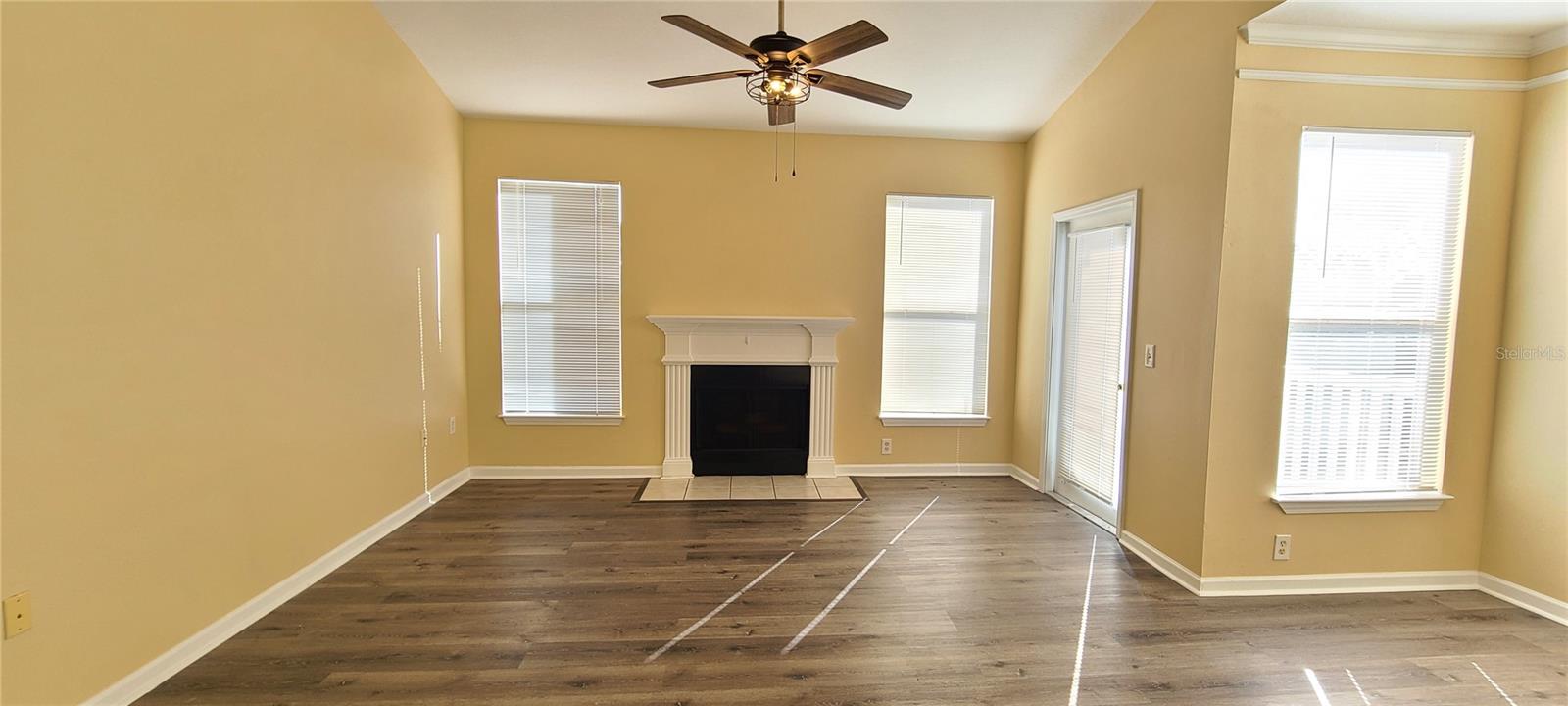 Image 16 of 31 For 17902 Villa Creek Drive 17902