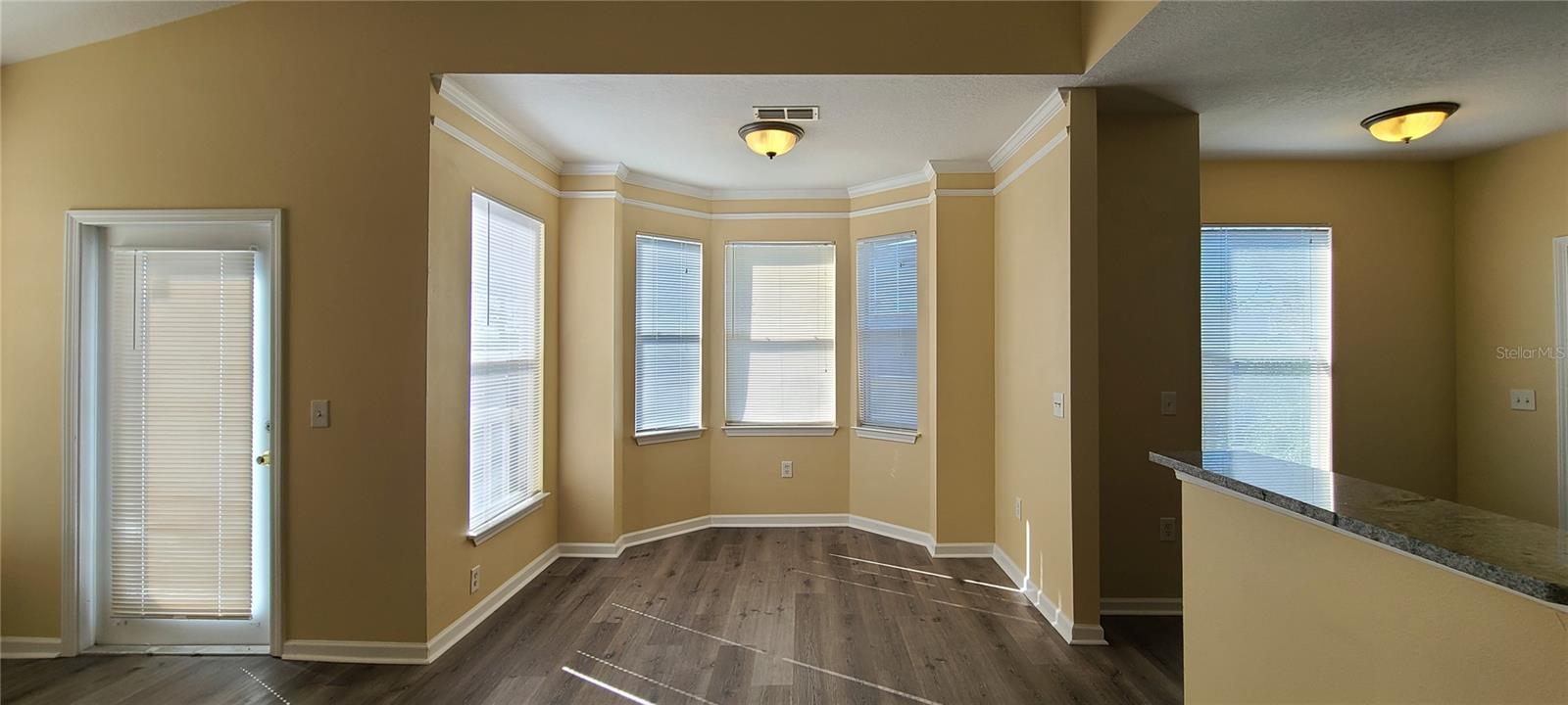 Image 18 of 31 For 17902 Villa Creek Drive 17902