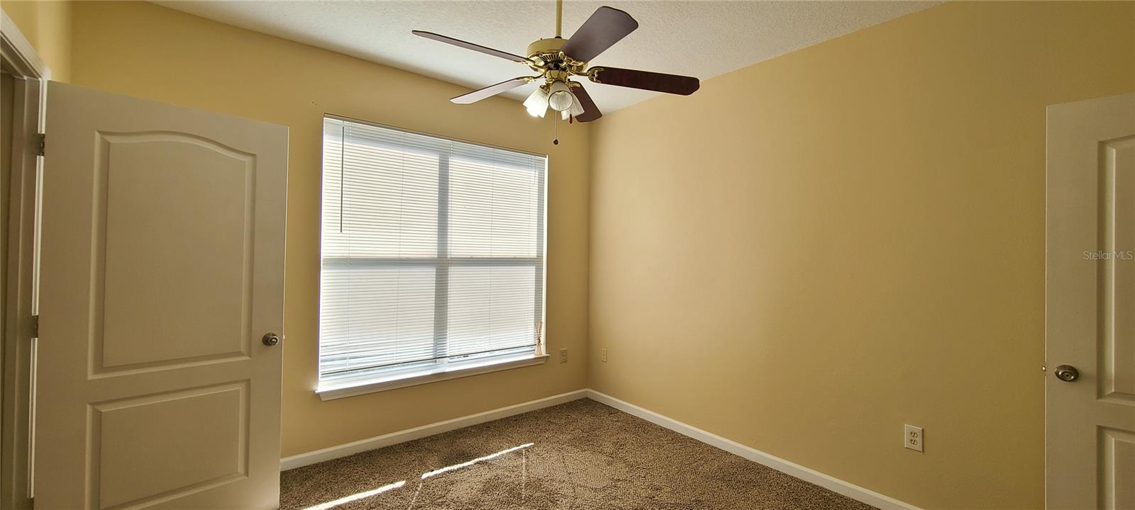 Image 23 of 31 For 17902 Villa Creek Drive 17902