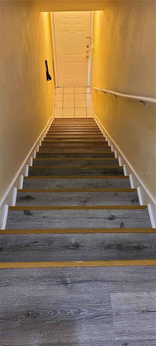 Image 6 of 31 For 17902 Villa Creek Drive 17902