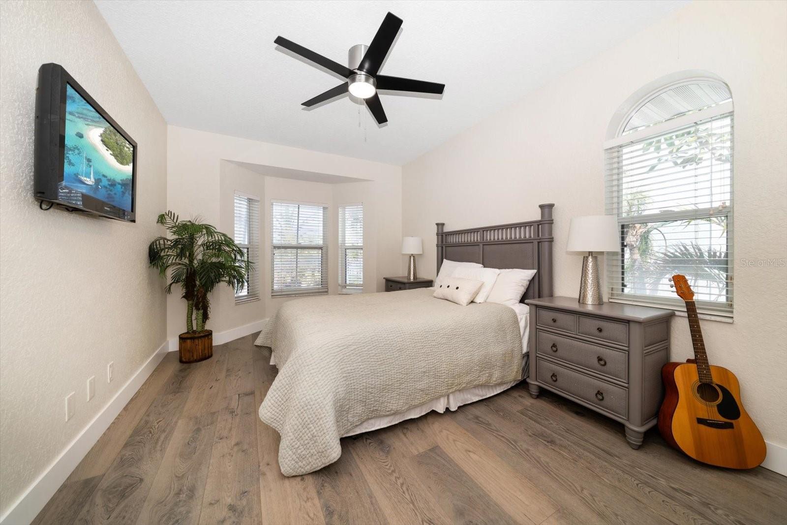 Image 21 of 55 For 8685 Bay Drive