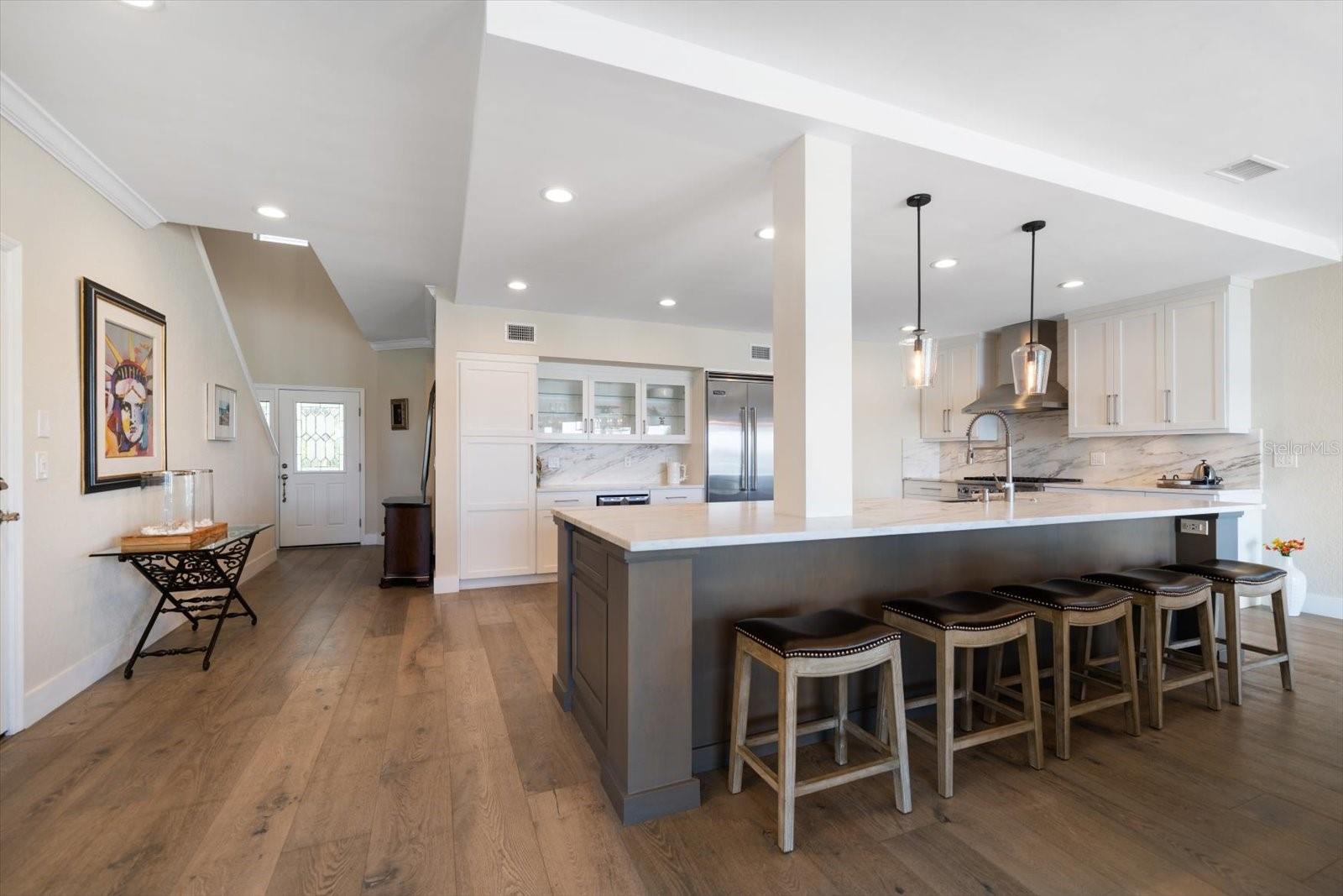 Image 6 of 55 For 8685 Bay Drive