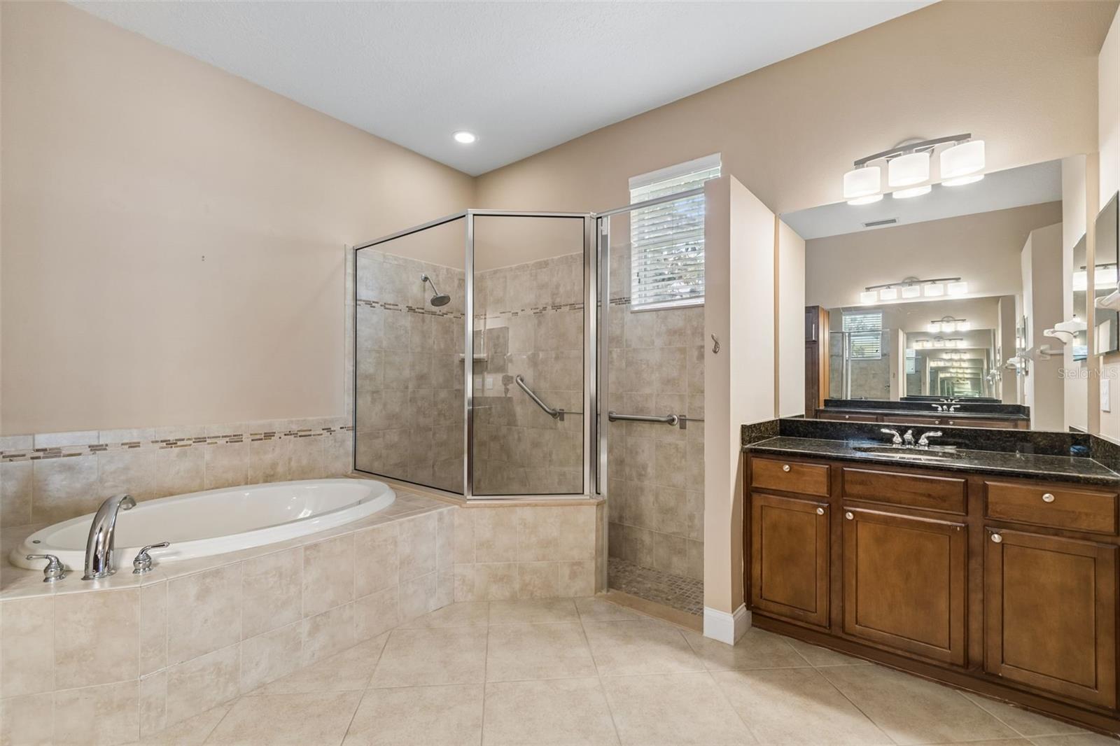 Listing photo id 23 for 3400 Marble Crest Drive
