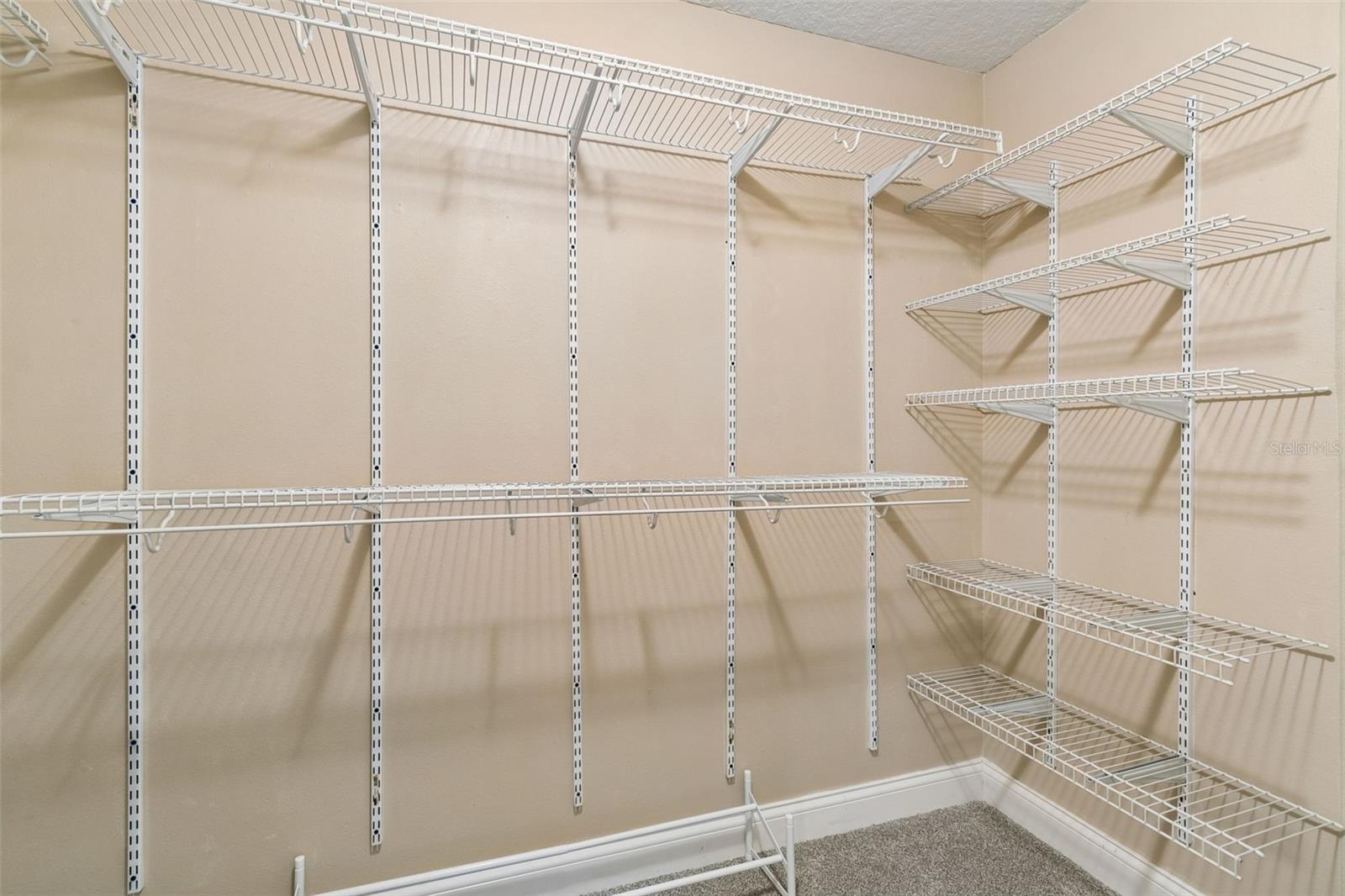 Listing photo id 24 for 3400 Marble Crest Drive