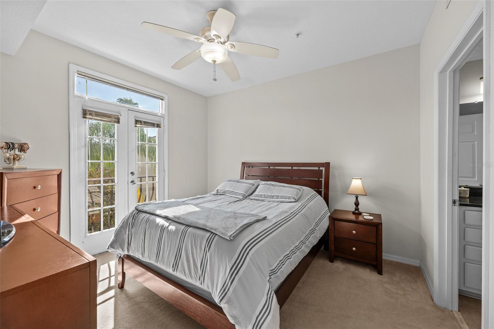 Image 12 of 30 For 501 Knights Run Avenue 1215