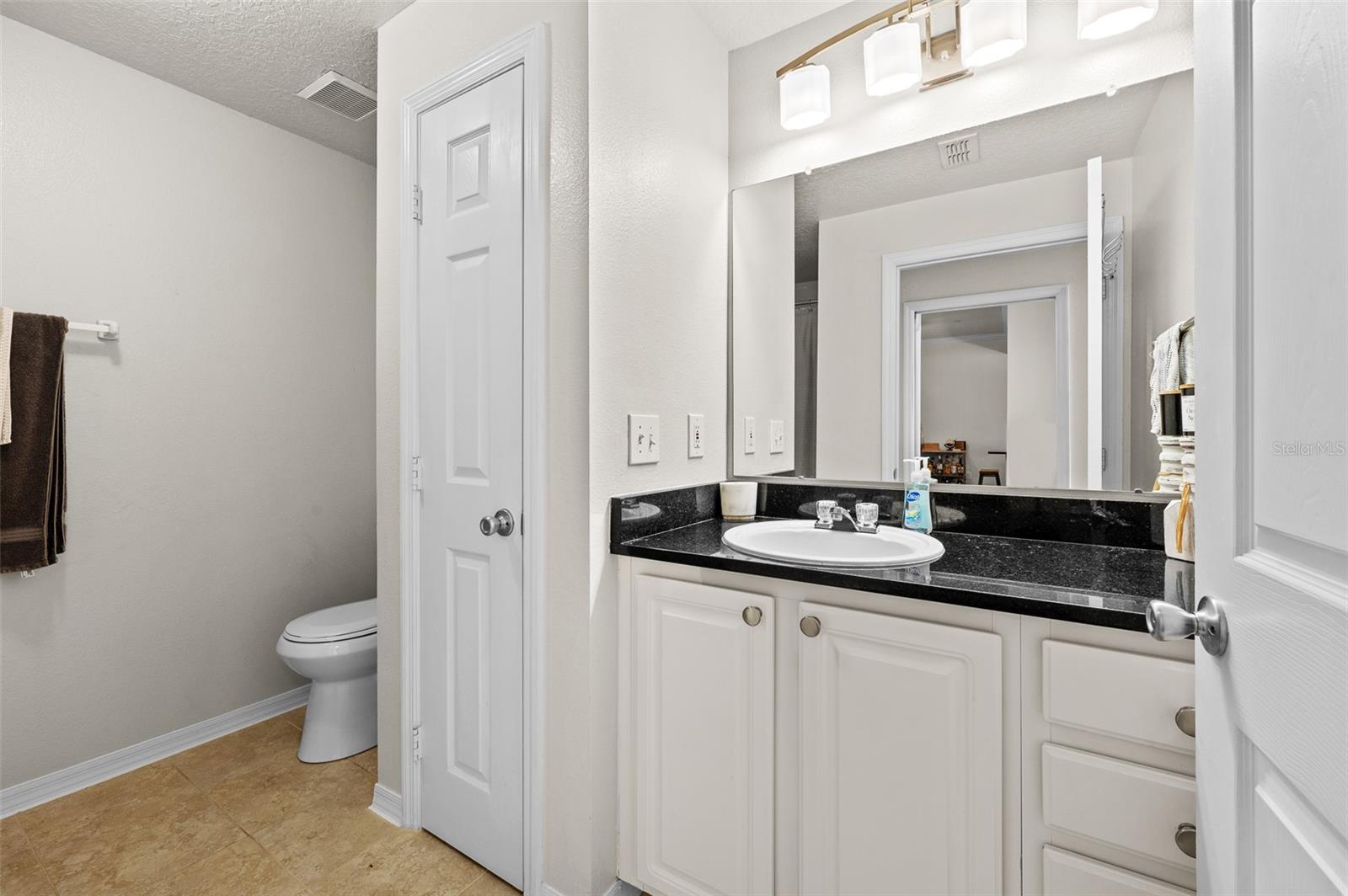 Image 17 of 30 For 501 Knights Run Avenue 1215